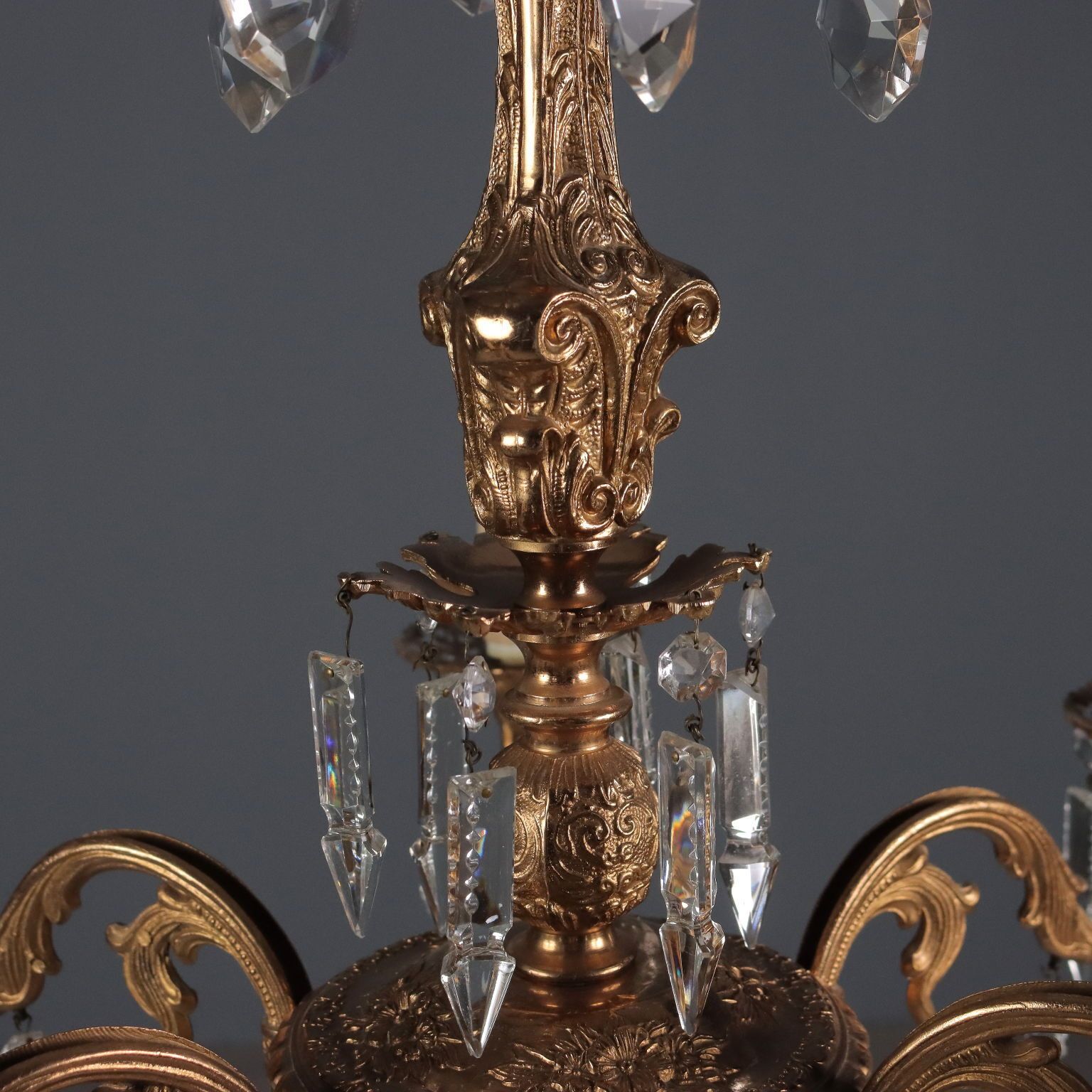 Lustre de style Rococo en bronze et cristal, Italie, XXe siècle photo vinterior