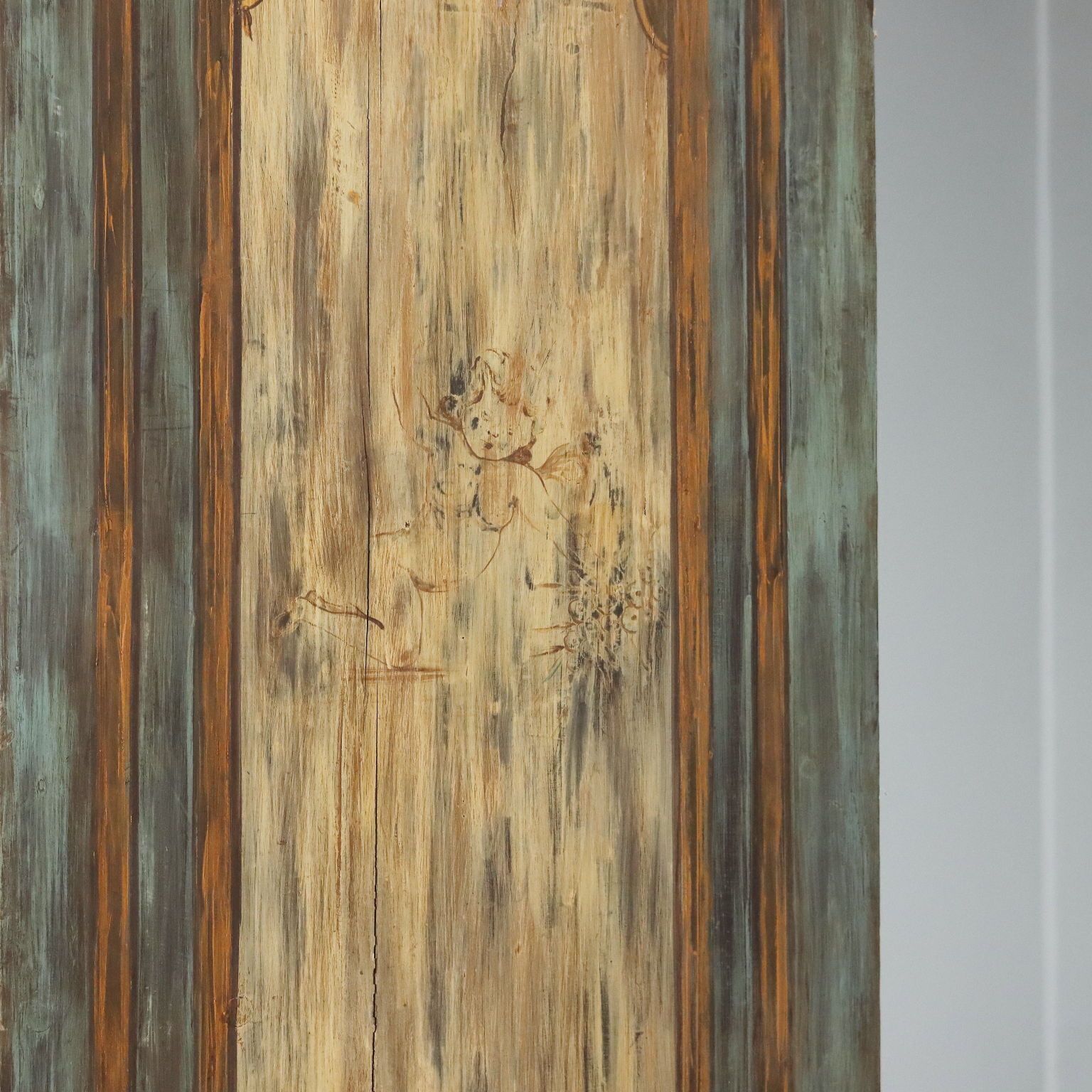 2290.0 Armoire de style baroque en bois laqué, XIXe siècle photo