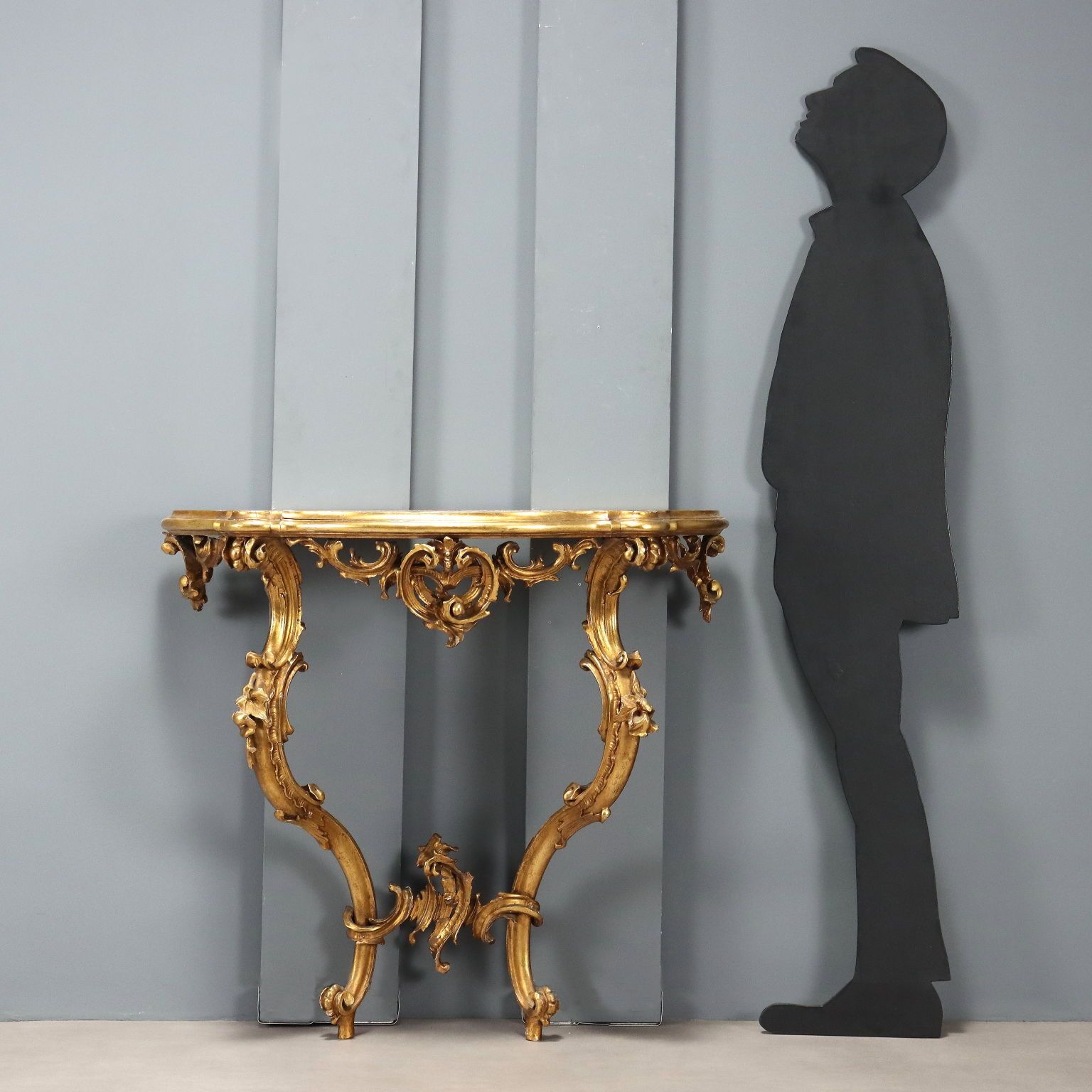 Console de style Rococo, plateau en marbre photo furniture