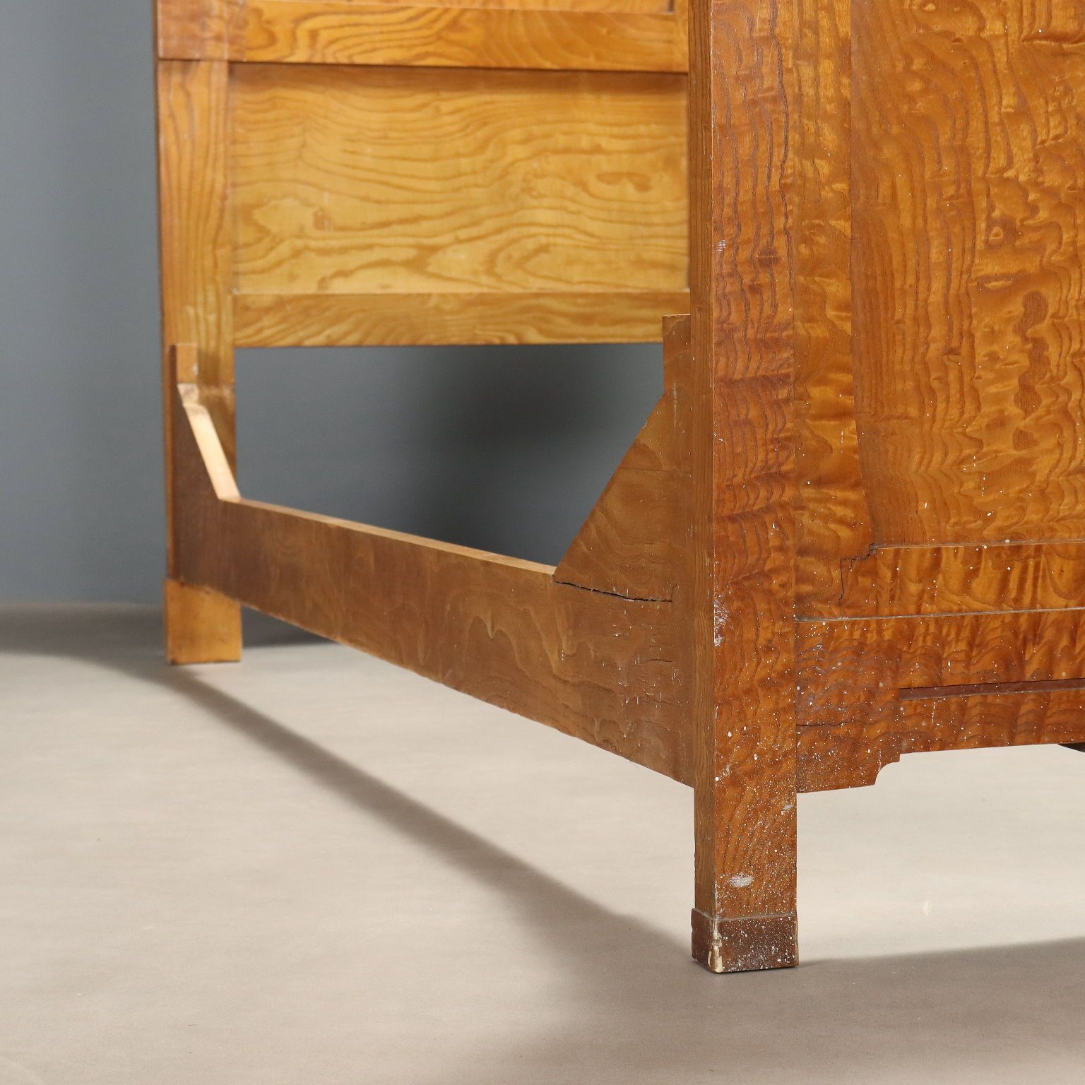 Liberty Single Bed In Oak With Mahogany Carvings photo buy