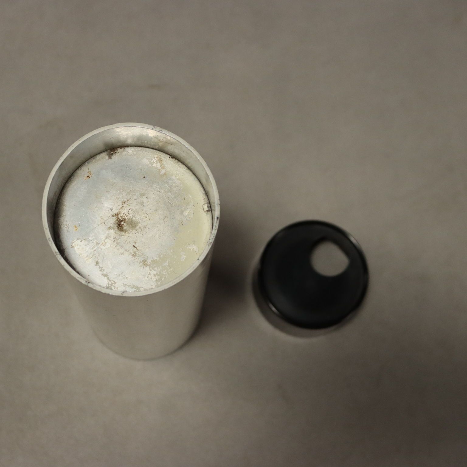 Column Ashtray Model '4612' van Joe Colombo photo Woonaccessoires