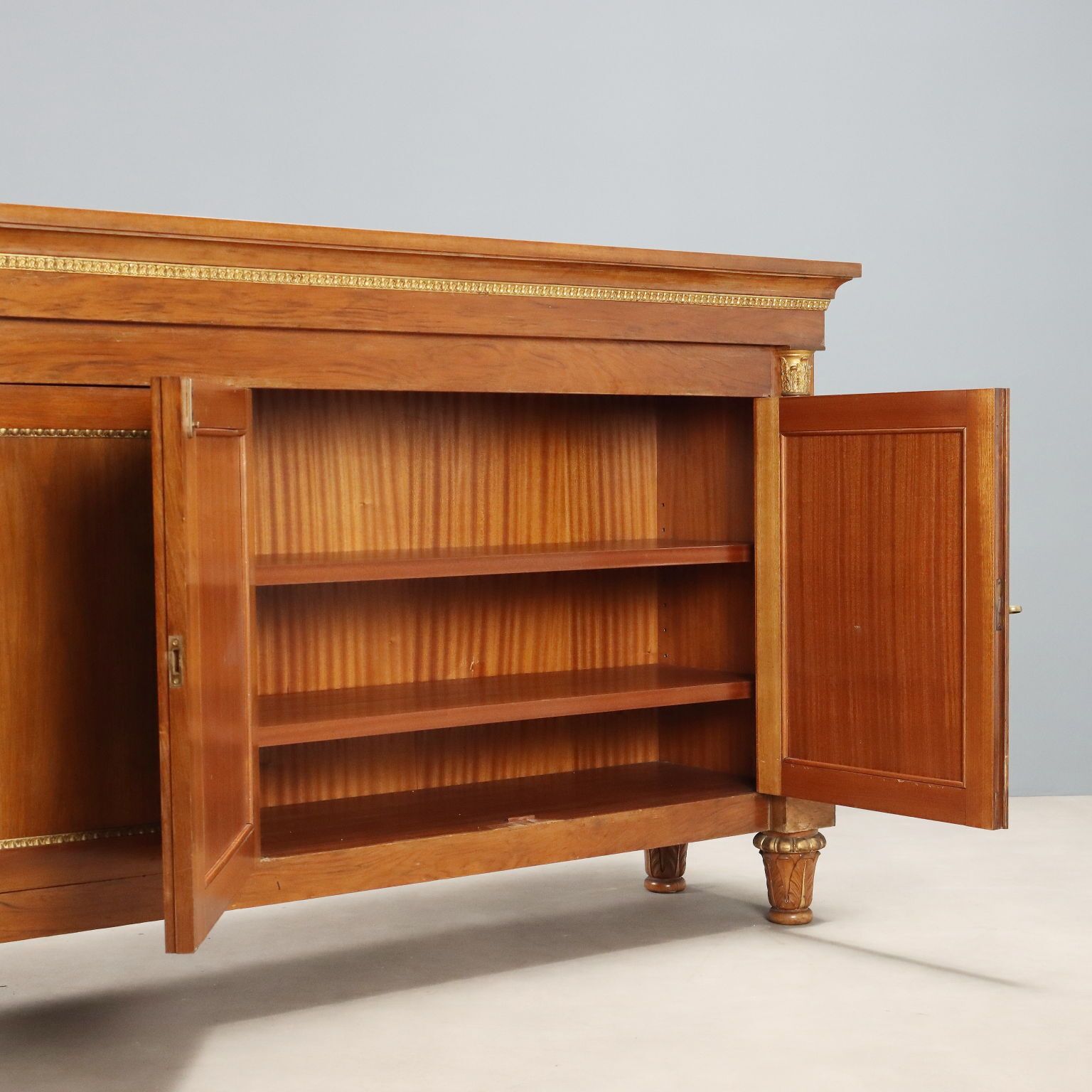 Cupboard Empire Style Walnut 3 Doors XX Century photo Furniture