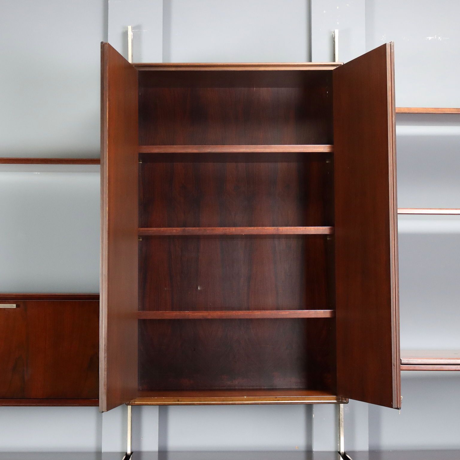 photo furniture Vintage Boekenkast Formanova Design G. Moscatelli Italië jaren 1970