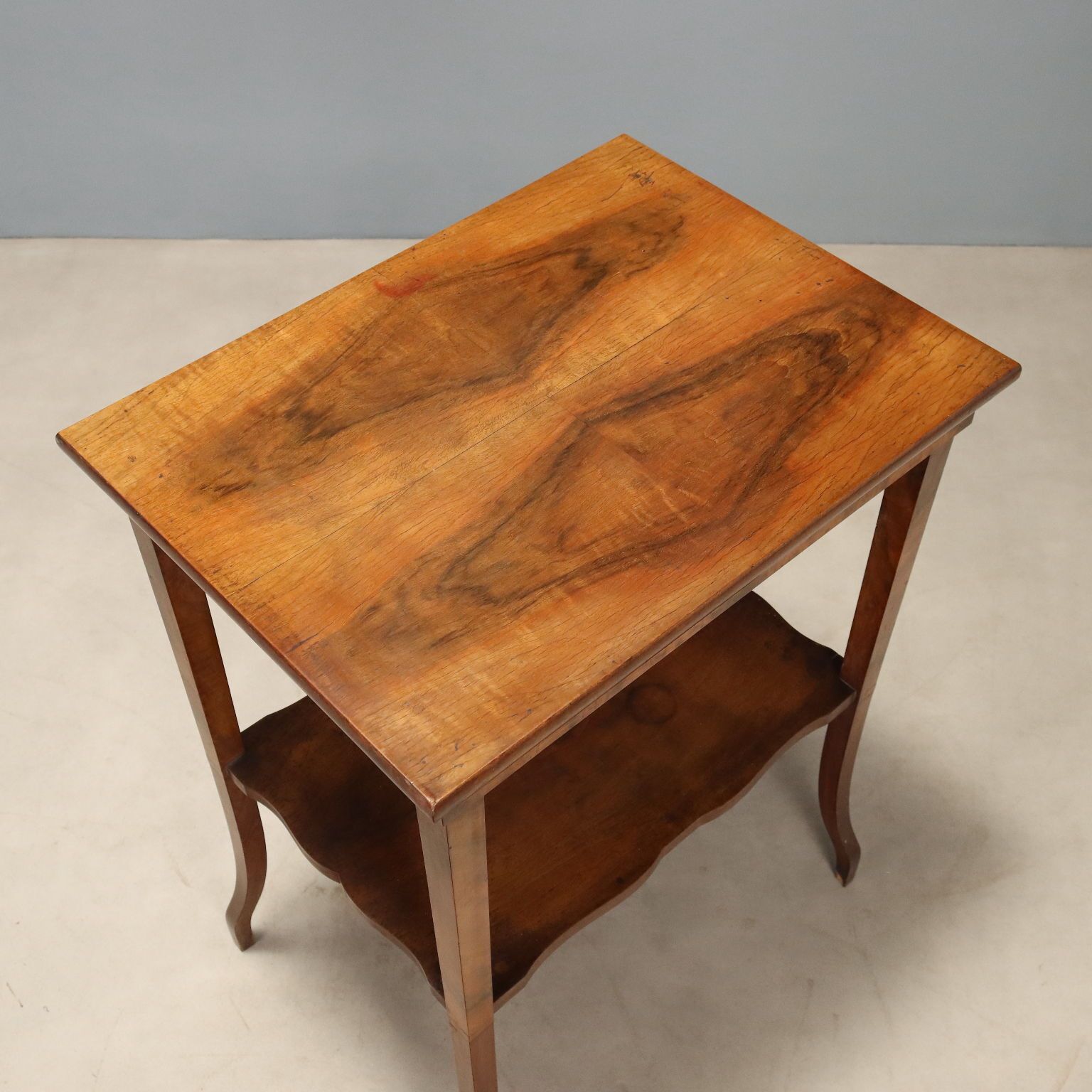 Table basse en noyer et acajou   Italie, début du XXe siècle photo vinterior