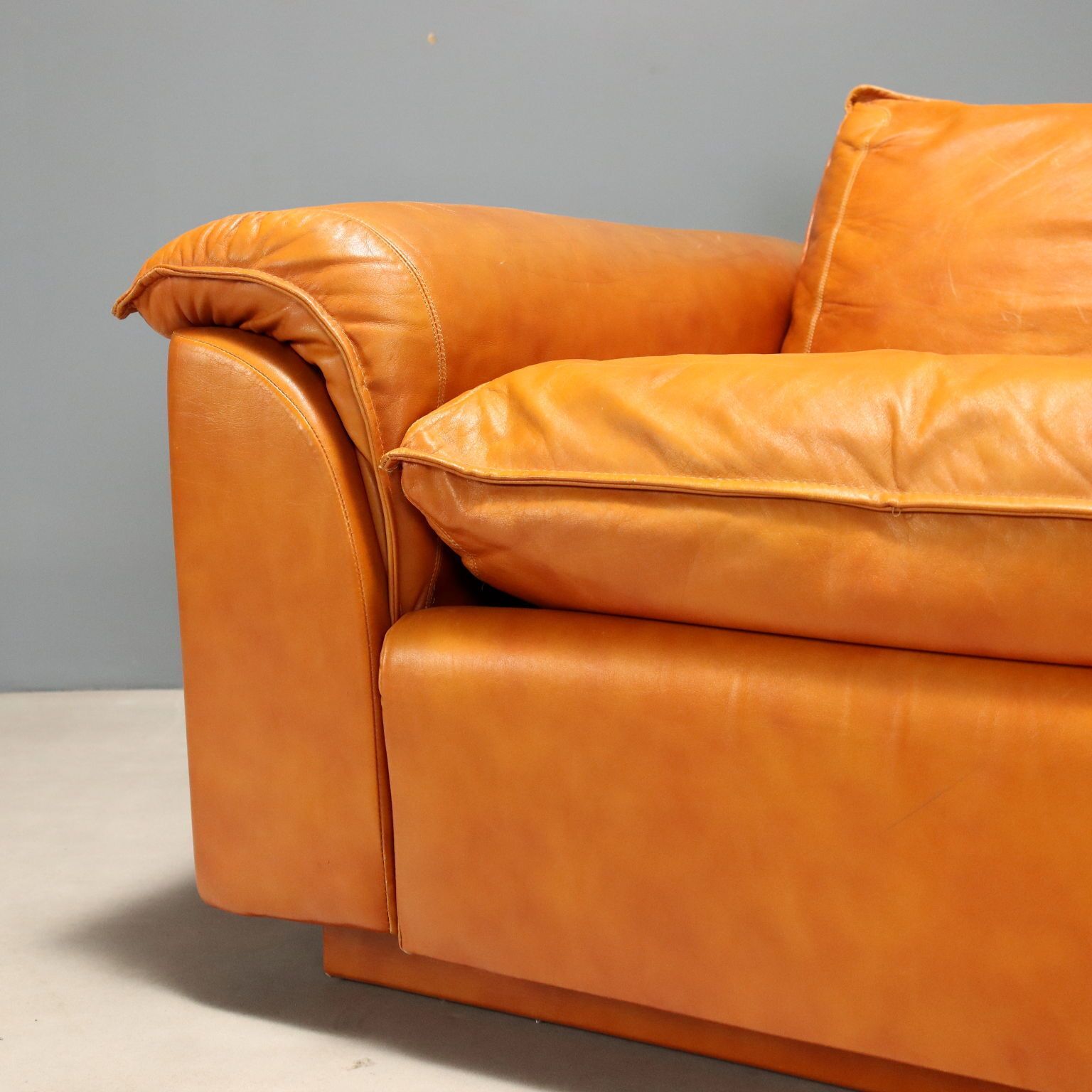 Leather Armchairs From The '70s '80s photo vintage
