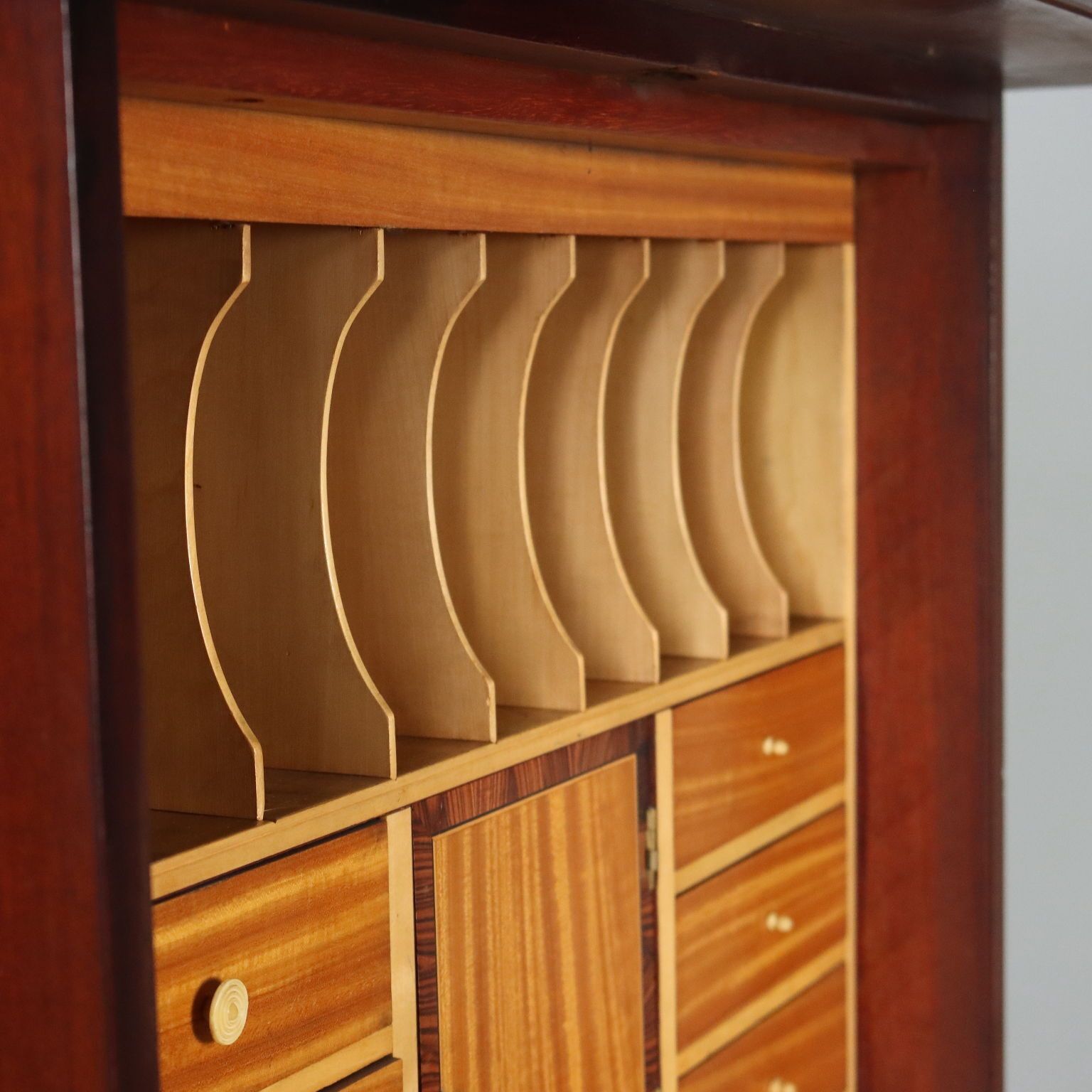 Bureau Arts and Crafts en acajou et érable photo 1540.0