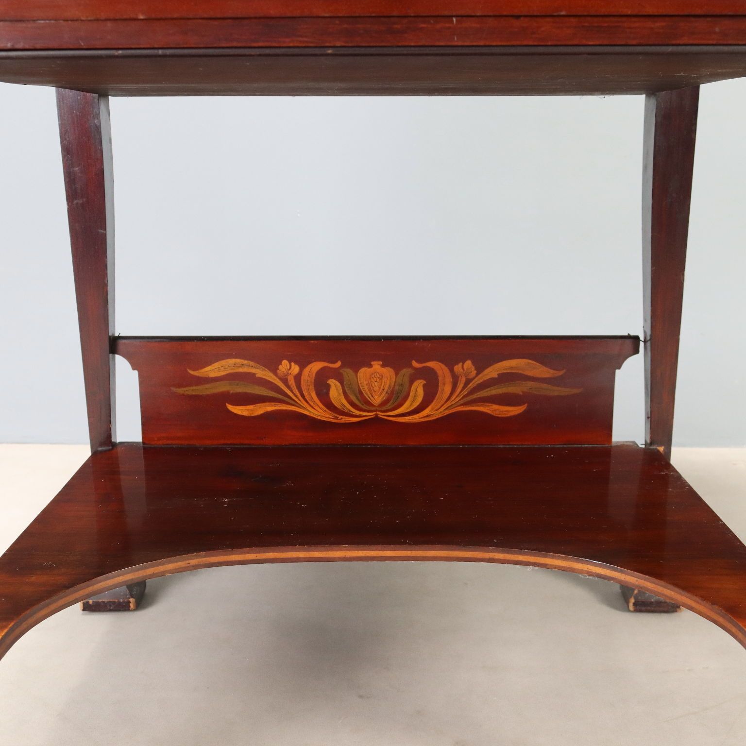 Mobilier Bureau Arts and Crafts en acajou et érable photo