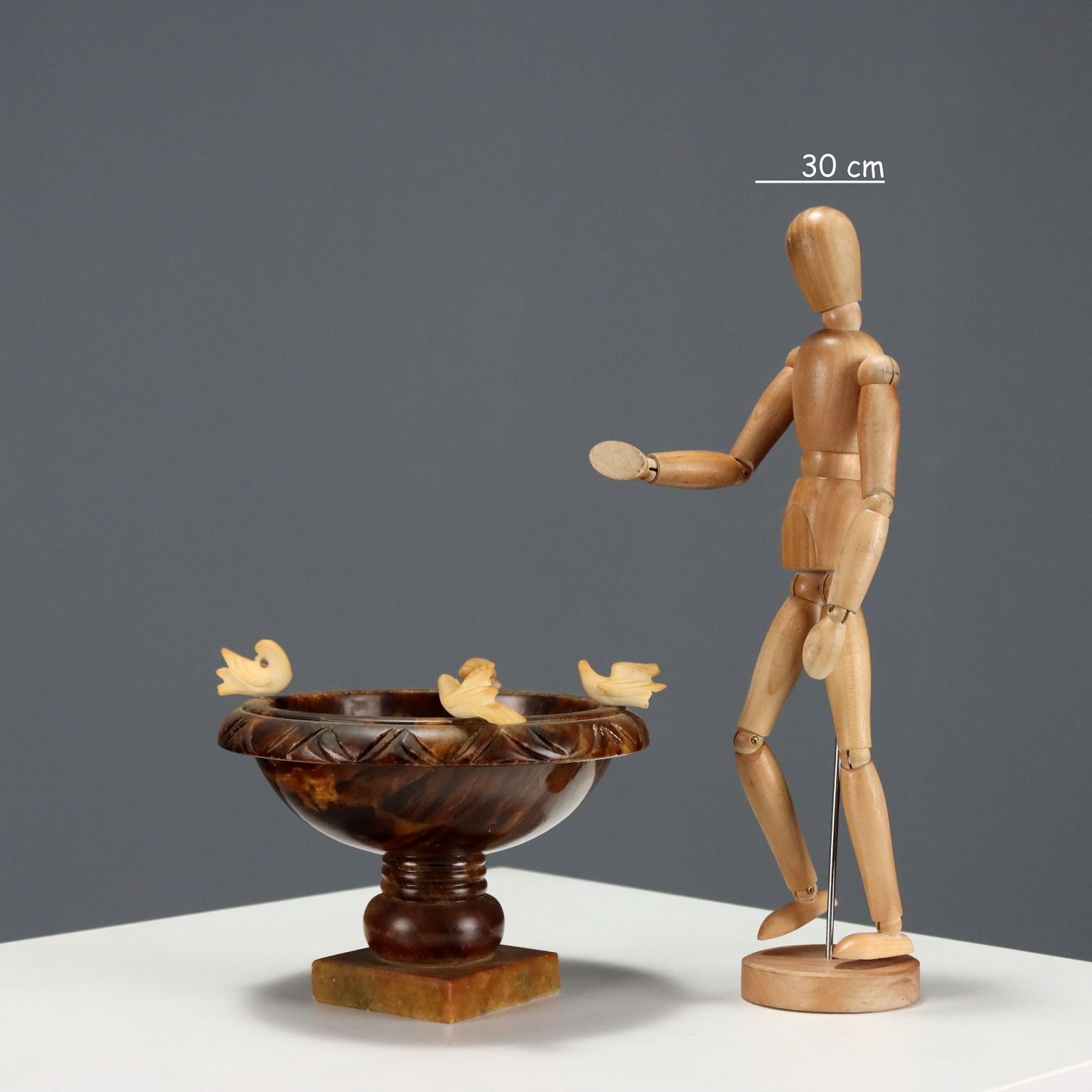 Alabaster And Onyx Centrepiece Stand photo furniture