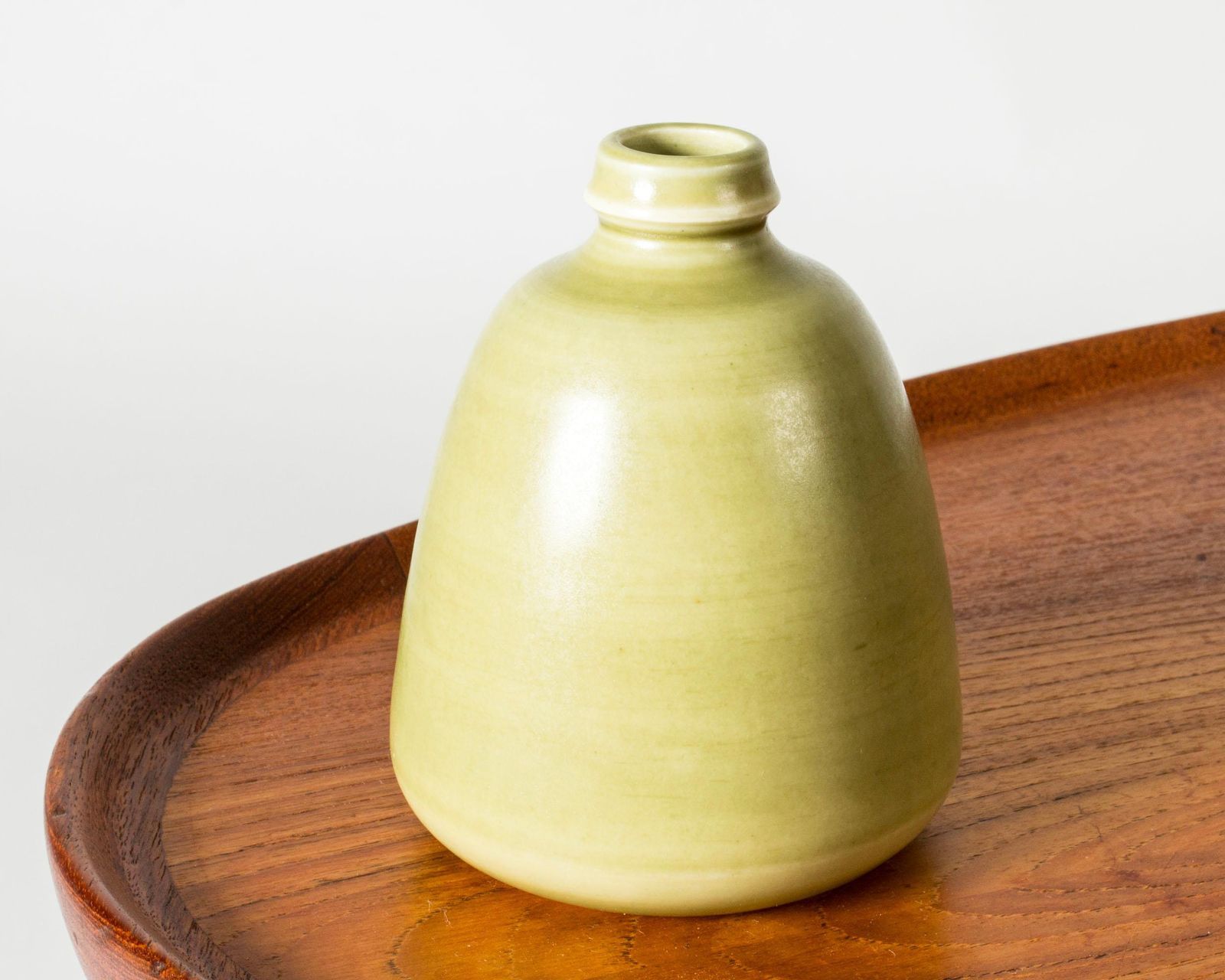 Vase en grès Scandinavian Modern par Eric & Ingrid Triller, Tobo, Suède, années 1940 photo furniture