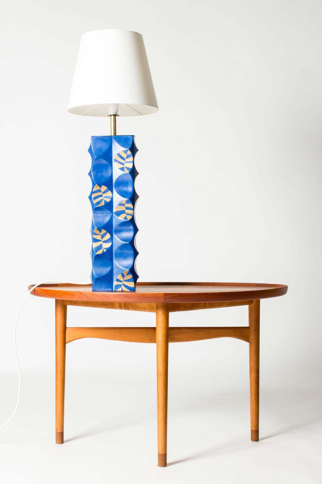 Grande lampe de table moderniste par Liisa Hallamaa, Finlande, 1972 photo Luminaires