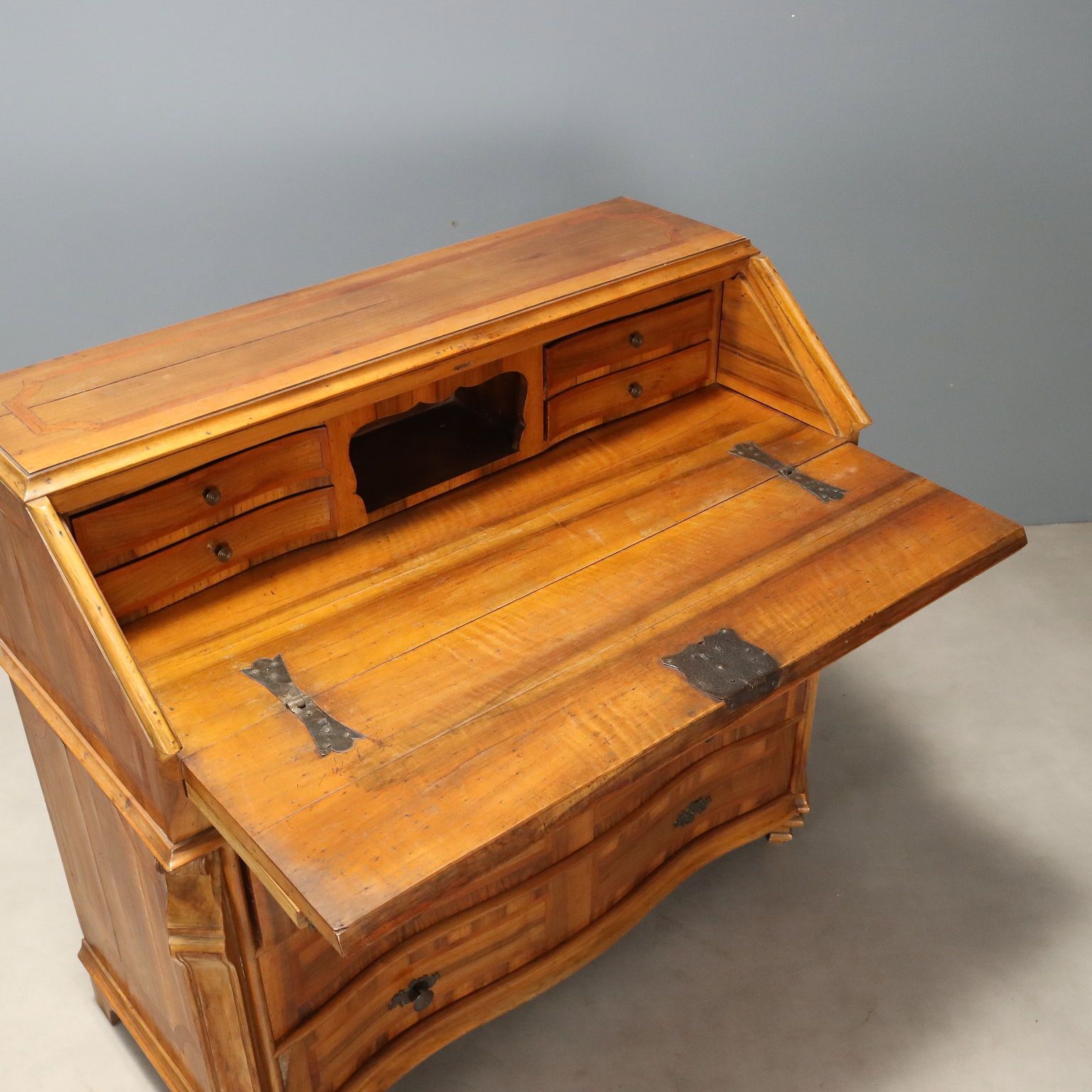 Walnut Style Bureau With Cherry Inlay photo vinterior