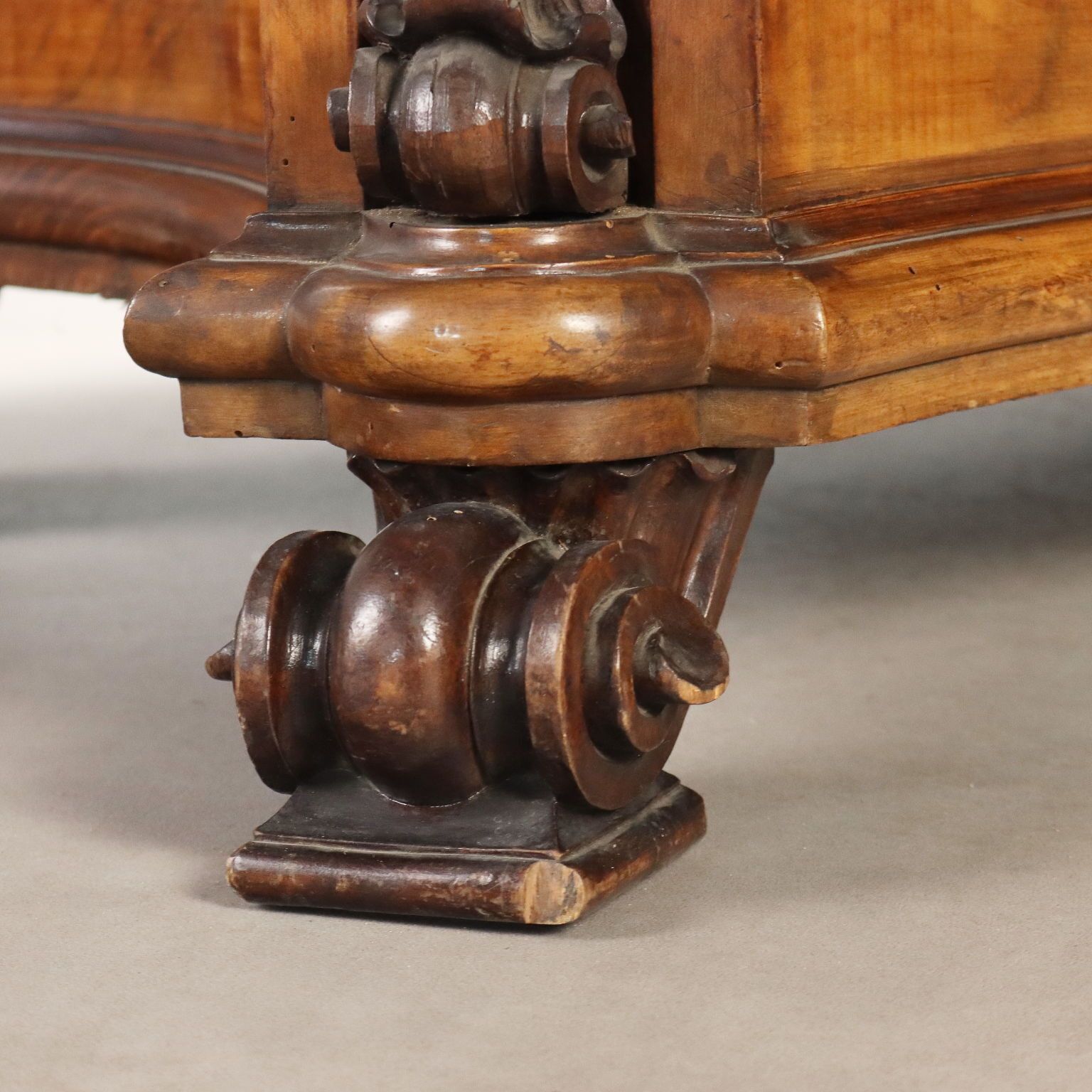 Art Deco Walnut And Walnut Burl Table photo vintage