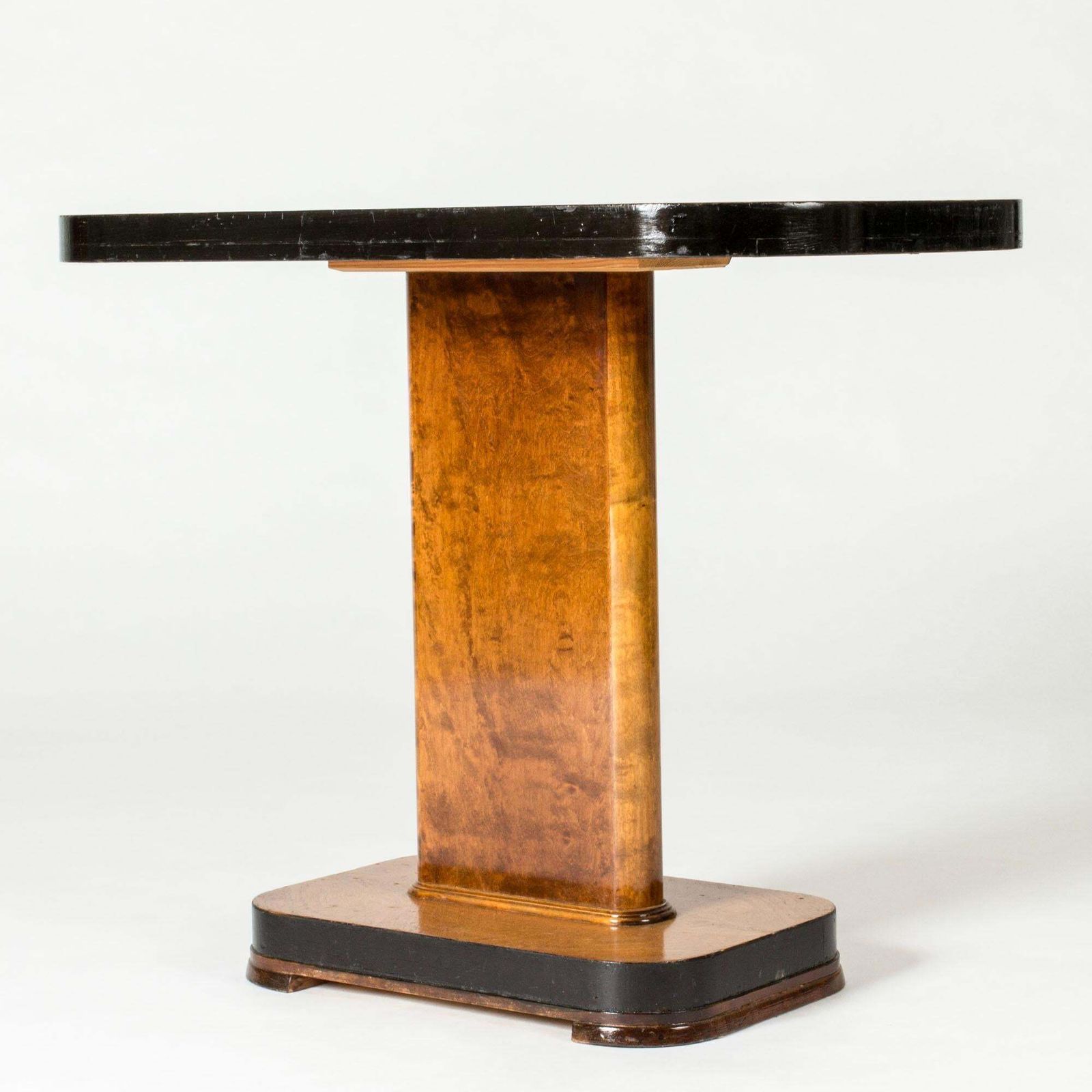 Zweedse Modern consoletafel, iep met zwarte randen, jaren 1930 ontwerp photo 5109.0
