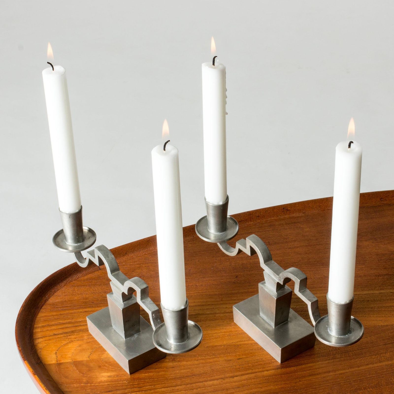 Modernistische tinnen kandelaars van Nils Fougstedt voor Svenskt Tenn, Zweden, 1932 photo furniture