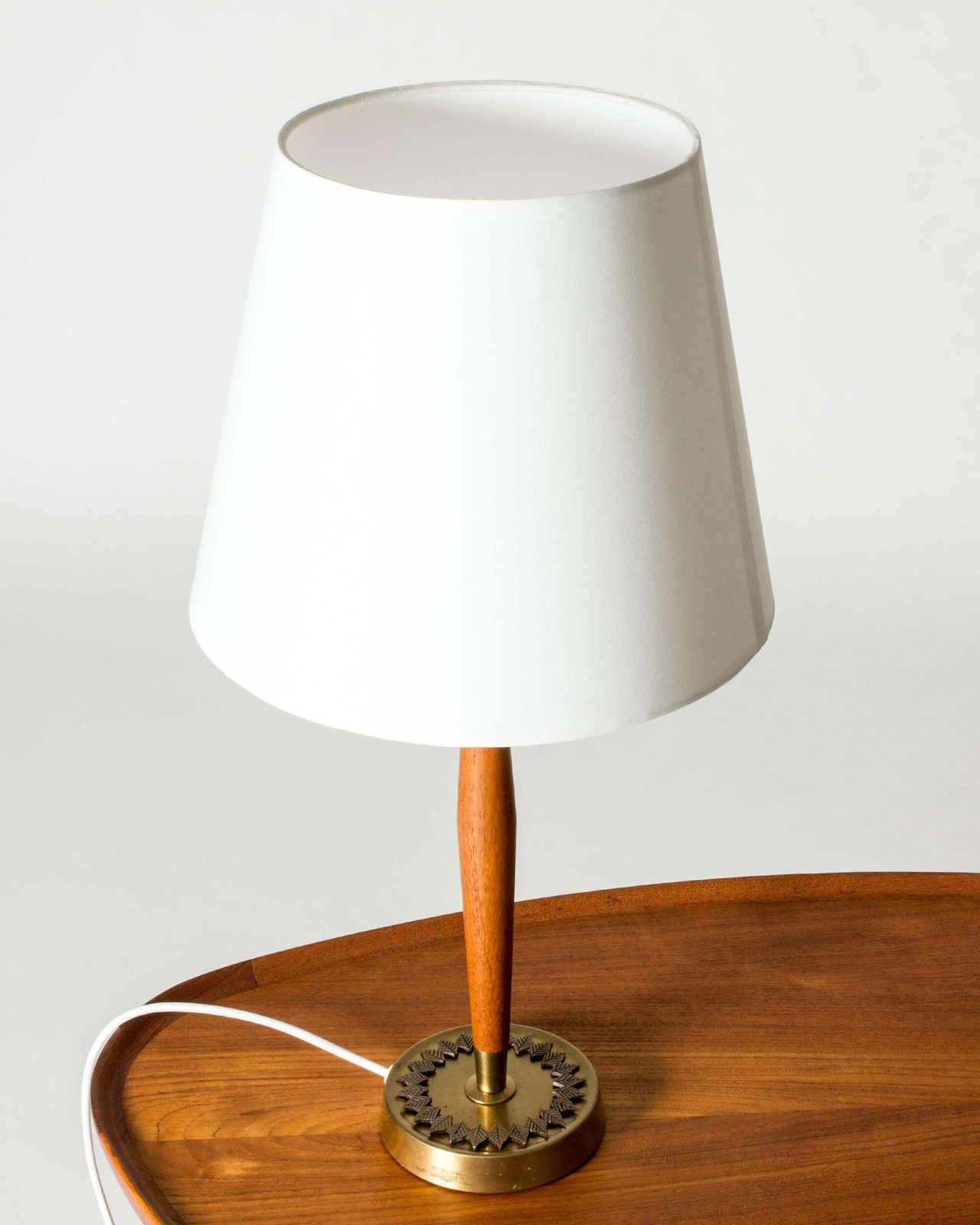 Lampe de table mid-century en teck, ASEA, Suède, années 1950 photo for sale