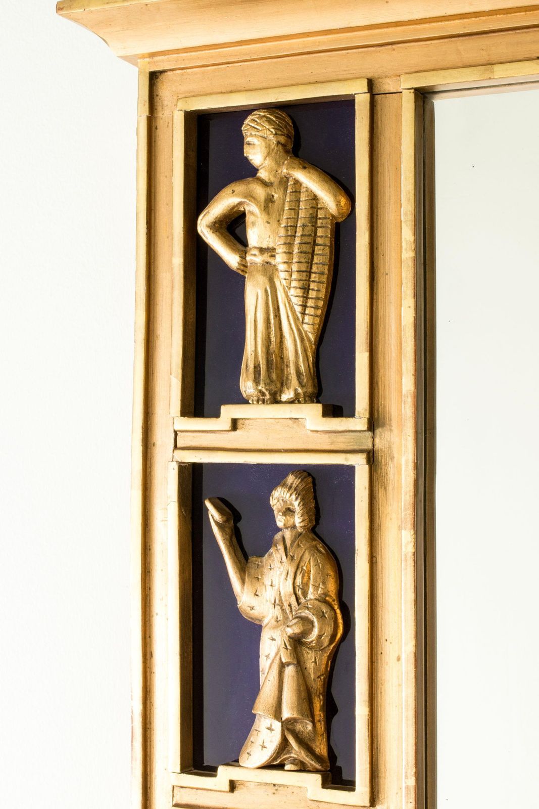 Swedish Grace wandspiegel met figurines, Zweden, jaren 1920 photo buy