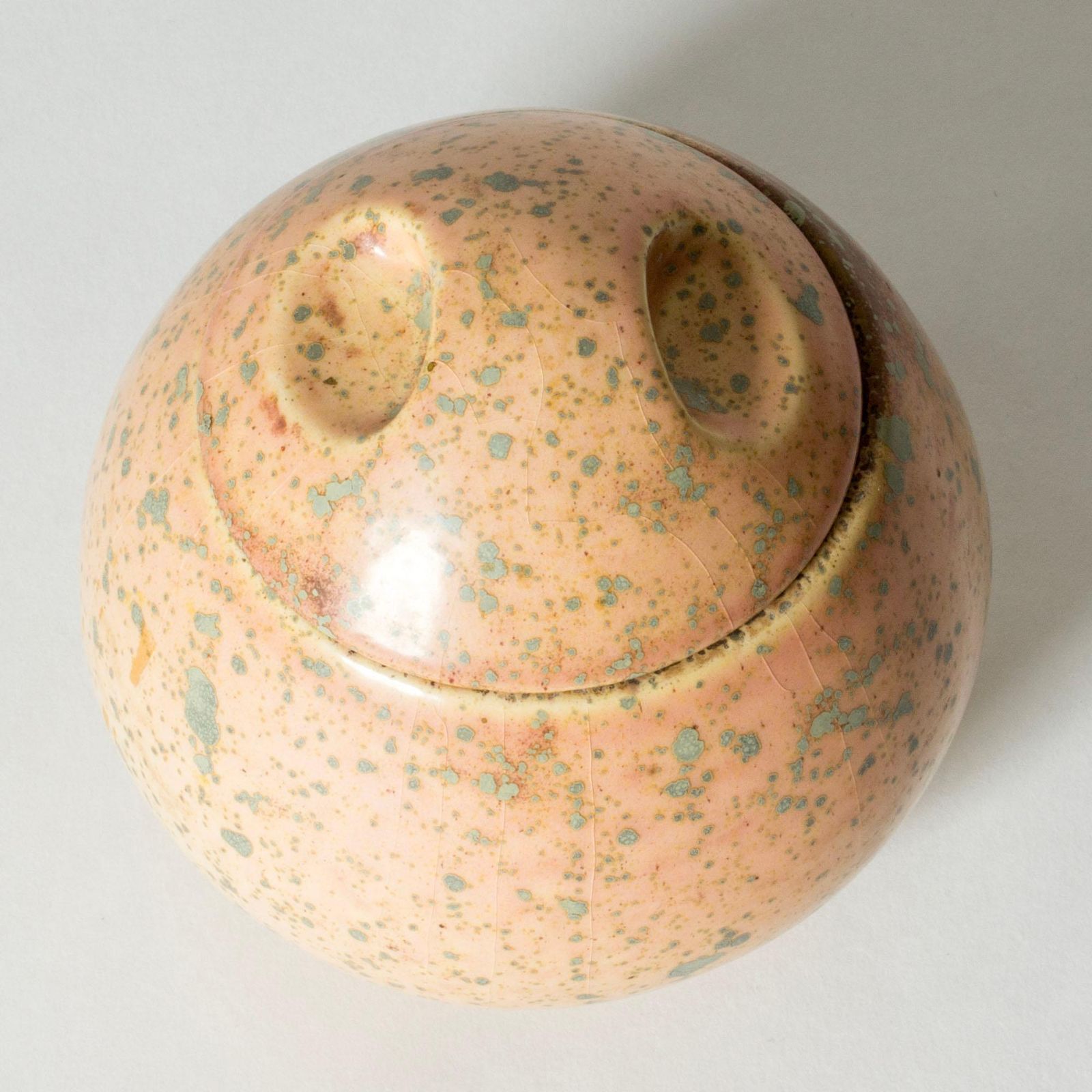 Scandinavian Modern faience pot van Hans Hedberg, Biot, Frankrijk photo Woonaccessoires