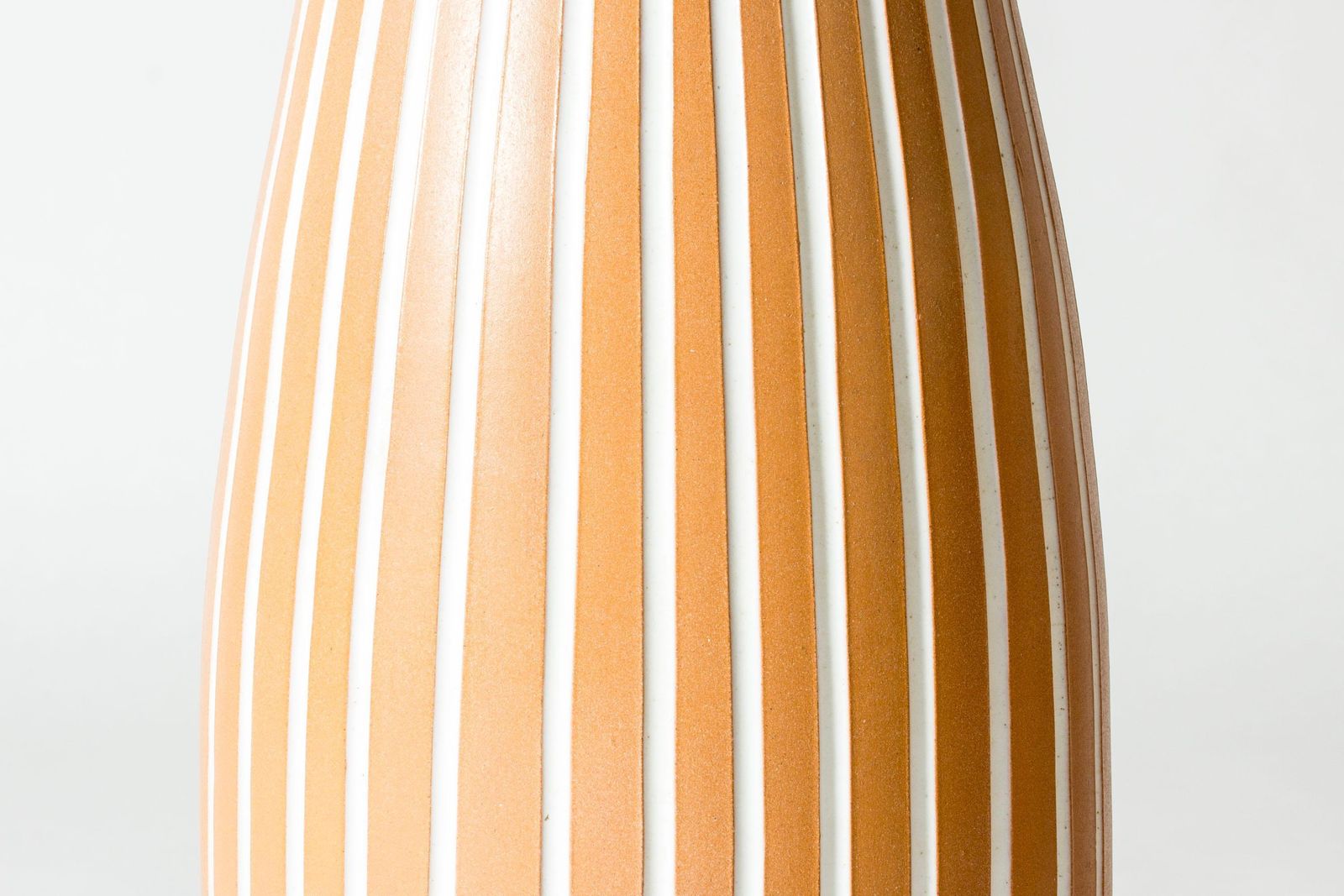 Vase de sol en grès par Ingrid Atterberg pour Upsala Ekeby, Suède, années 1950 photo Décoration