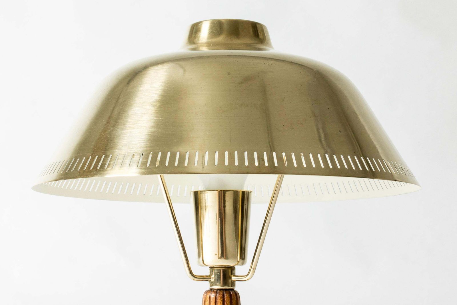 Lampe de table scandinave moderne Hans Bergström, Asea, Suède, années 1950 photo furniture