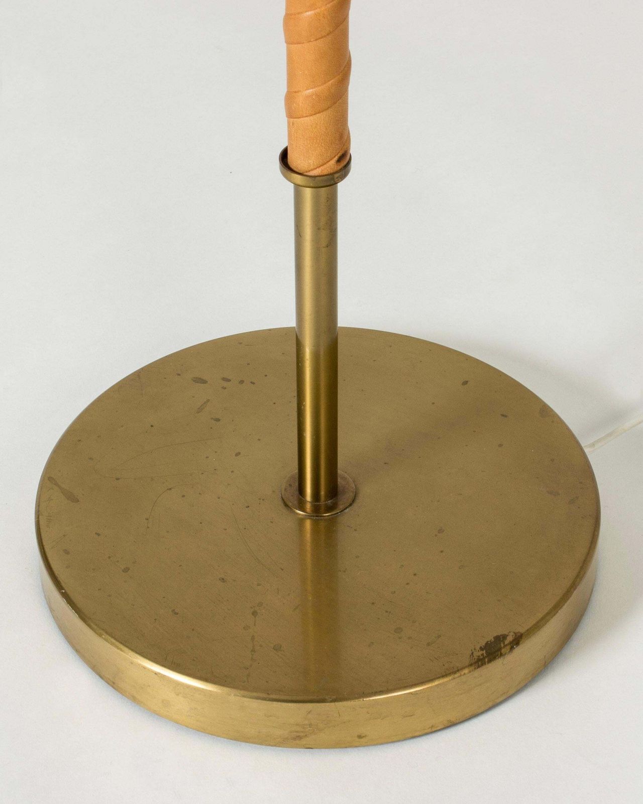 Mid-Century Modern Messing Vloerlamp van Böhlmarks, Zweden, jaren 1940 photo 2009.0