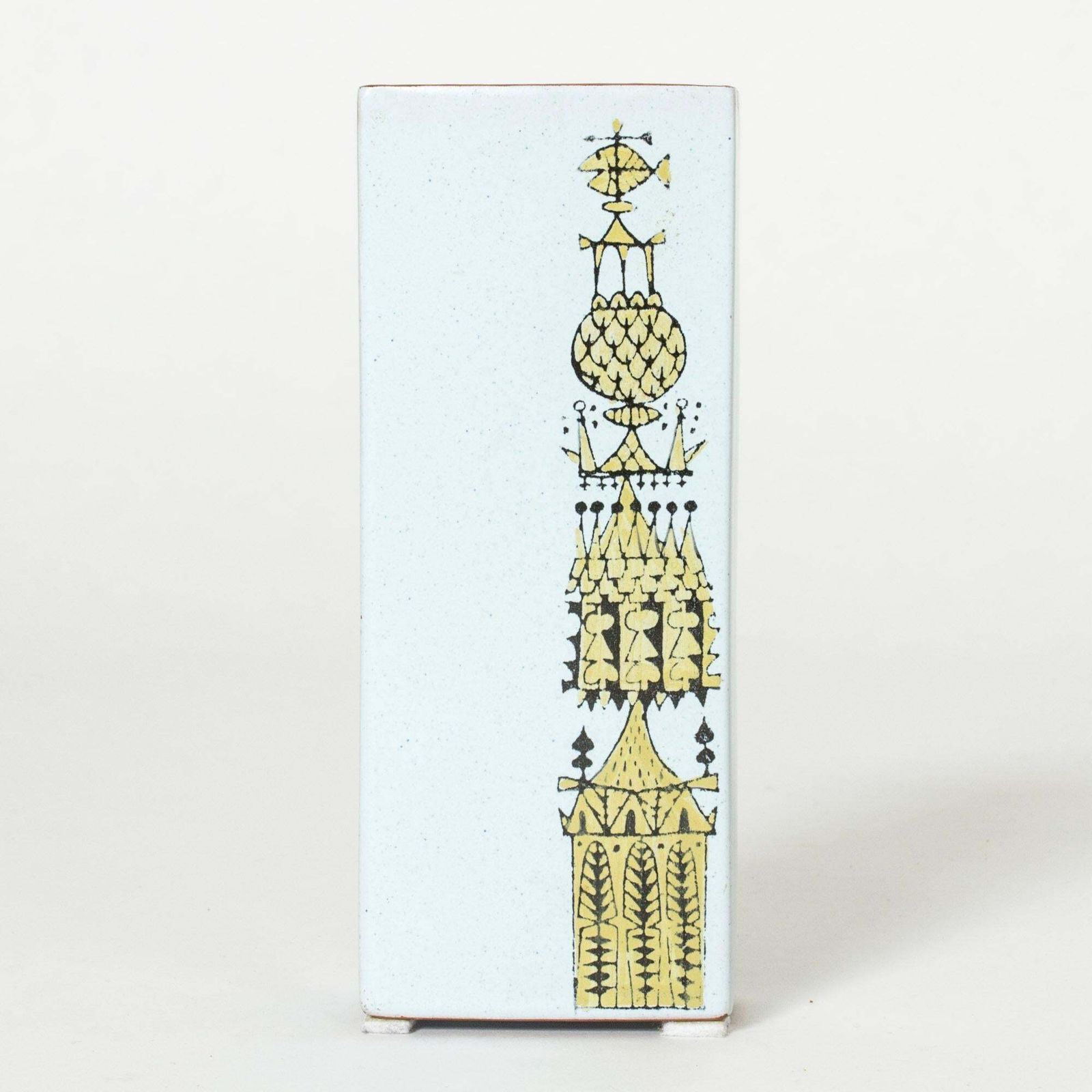 Vase en faïence « Karneval » par Stig Lindberg, Gustavsberg, Suède, années 1950 photo for sale