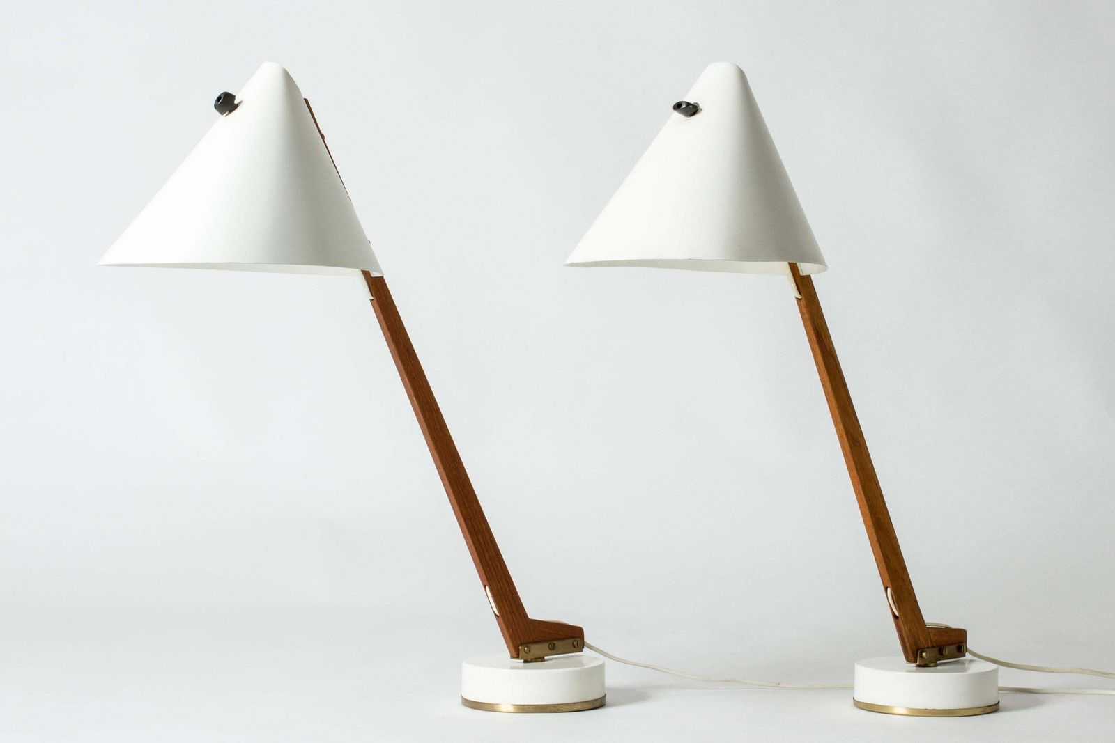 Lampe de table mid-century modern par Hans Agne Jakobsson, Suède, années 1950 photo vinterior