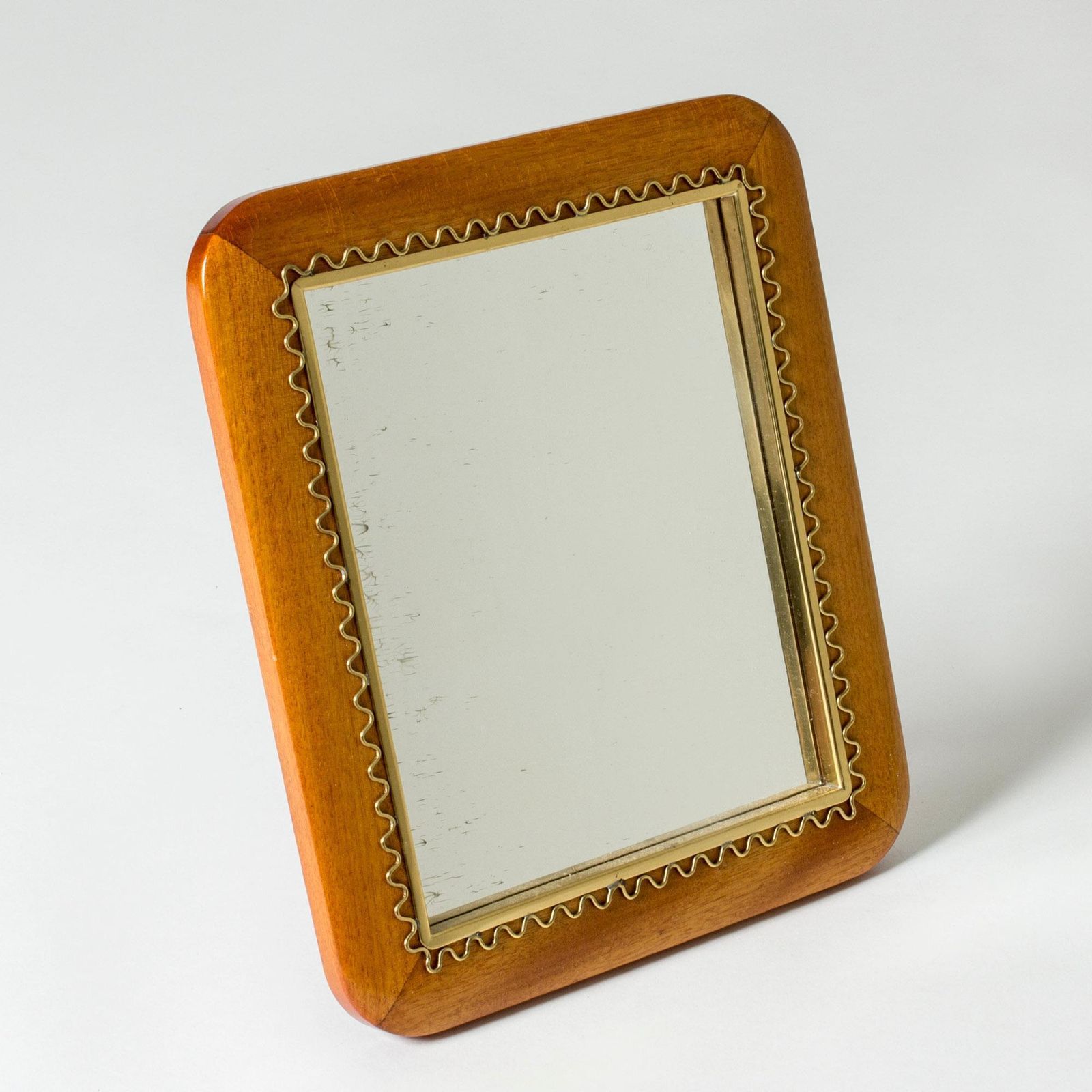 Miroir de table suédois moderne, Suède, années 1940 photo furniture
