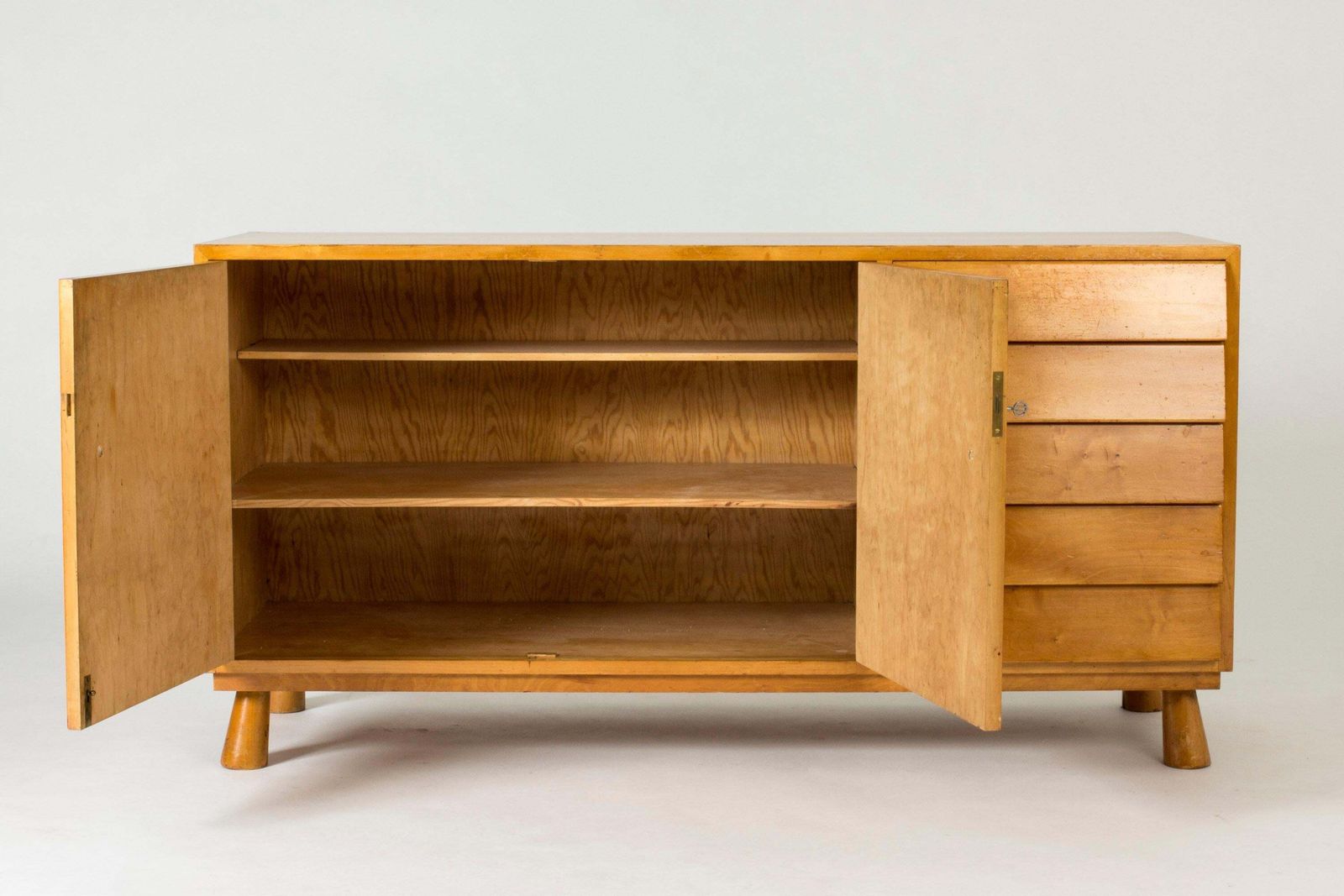 Zweeds functionalistisch dressoir, jaren 1930 photo 6037.0