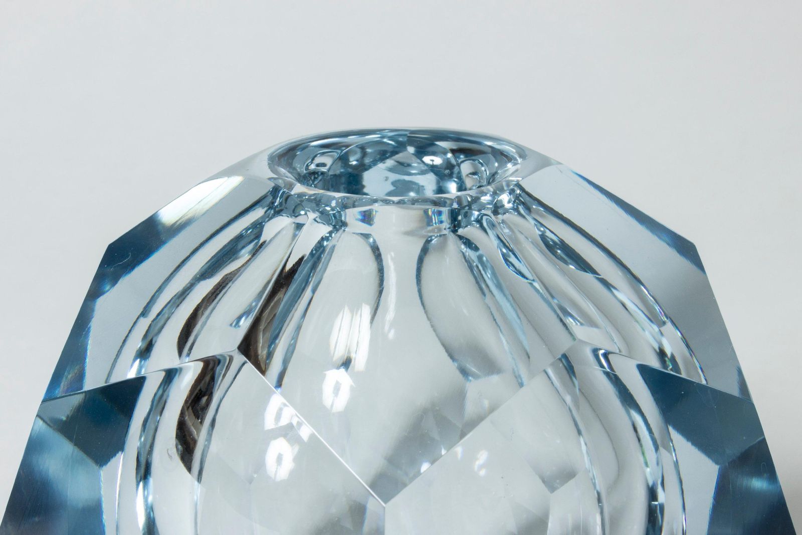 Vase en cristal par Asta Strömberg photo 715.0