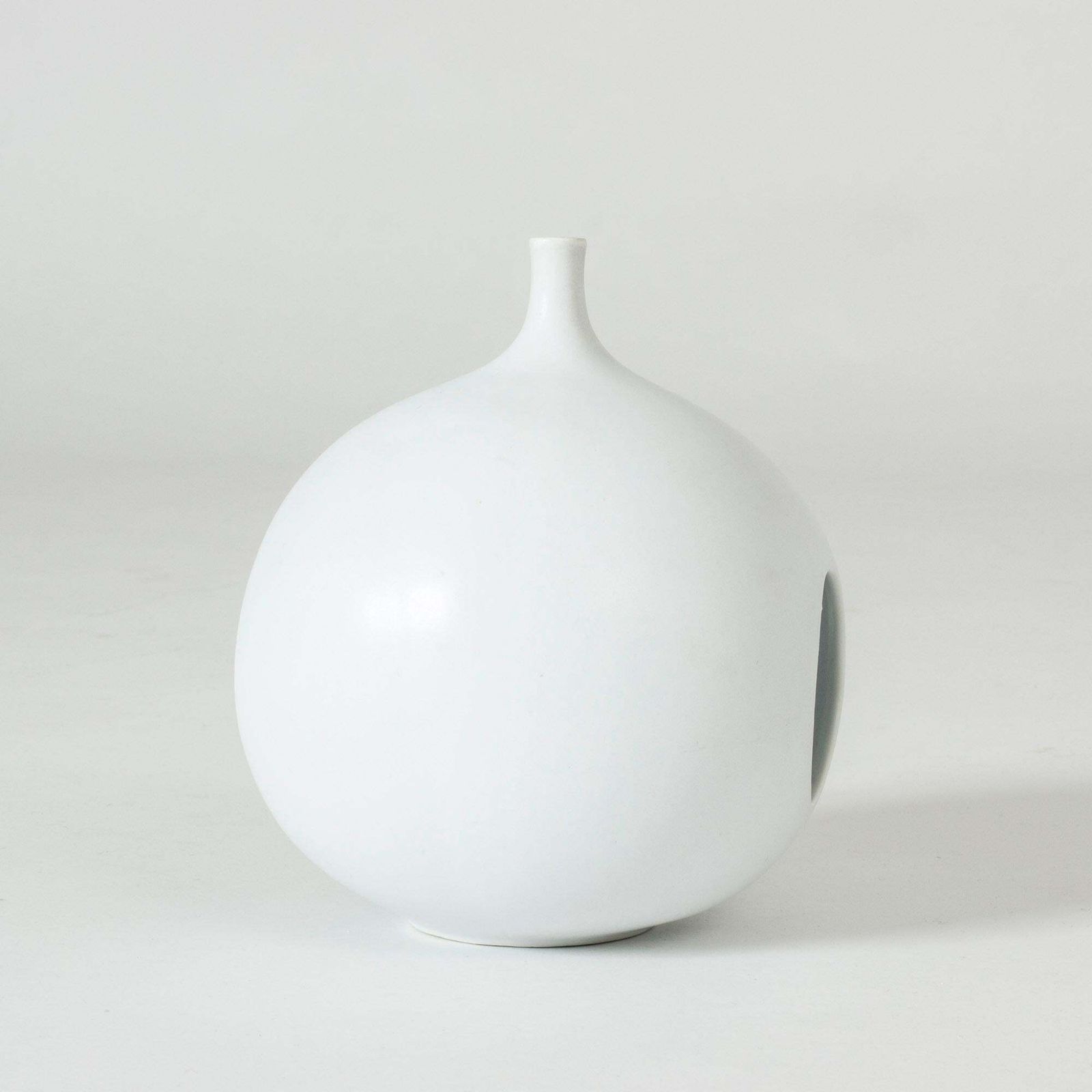 Vase en grès mid-century « Pungo » par Stig Lindberg photo for sale