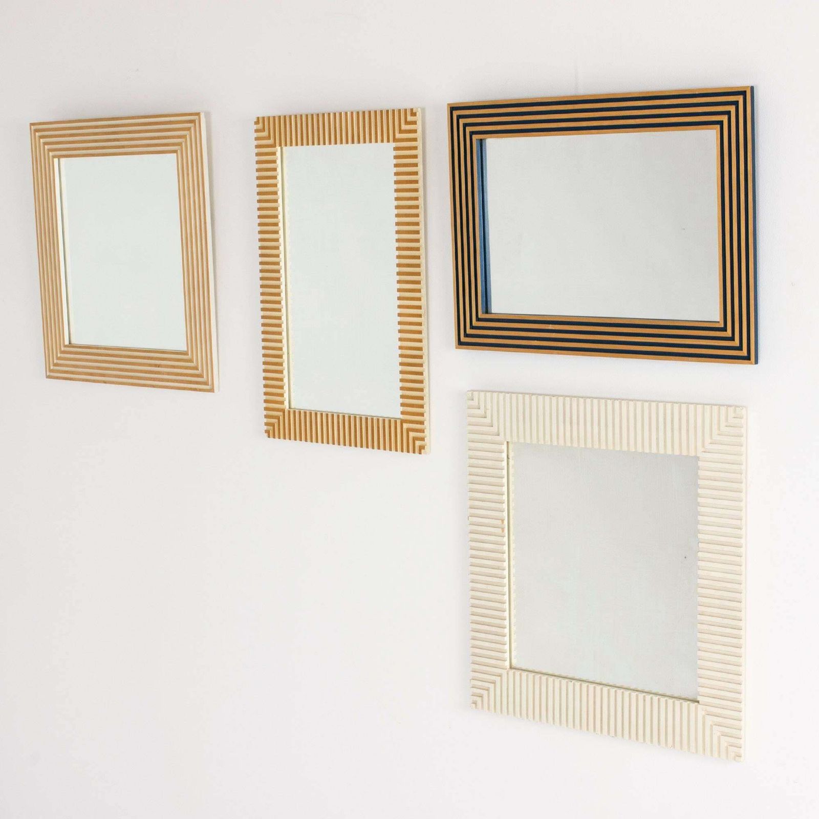 Miroir mural par Susanne Tucker et Maurice Holland photo vinterior