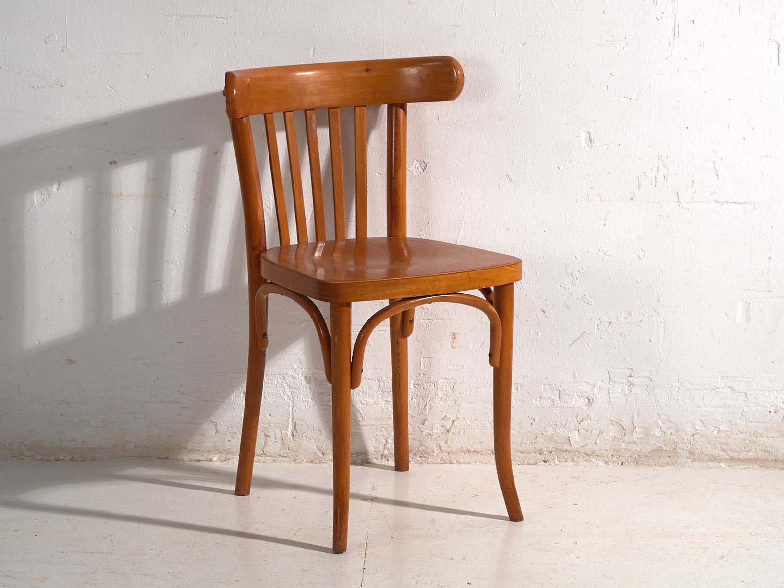 photo for sale Chaises d'époque Ligna en bois courbé - Tchécoslovaquie, vers 1960 #6