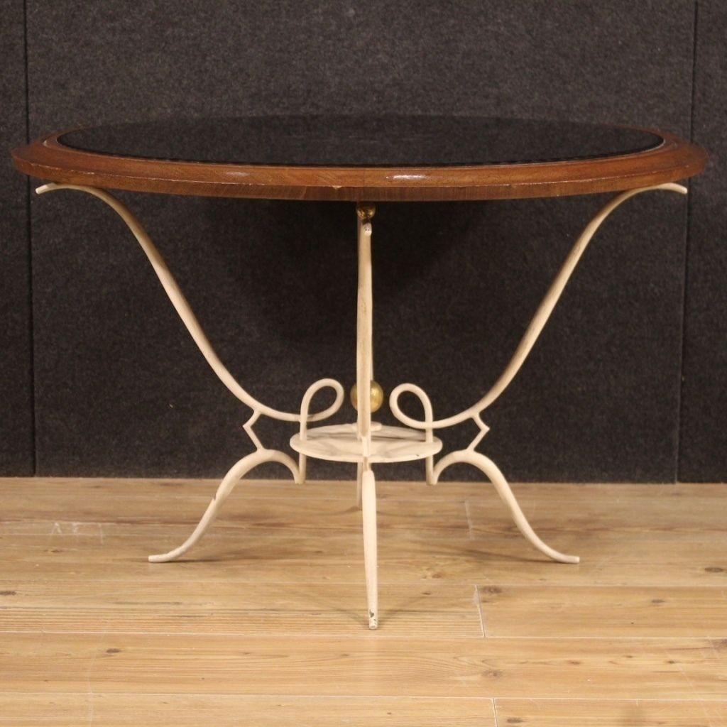 Table basse de design français en métal peint photo furniture