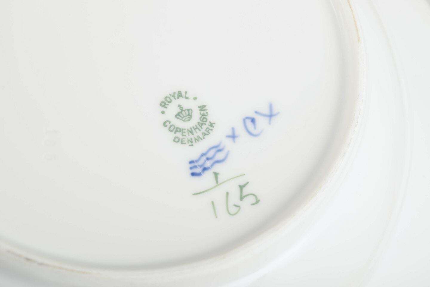 Royal Copenhagen, Blue Fluted Plain. Drie diepe borden in porselein. photo Woonaccessoires