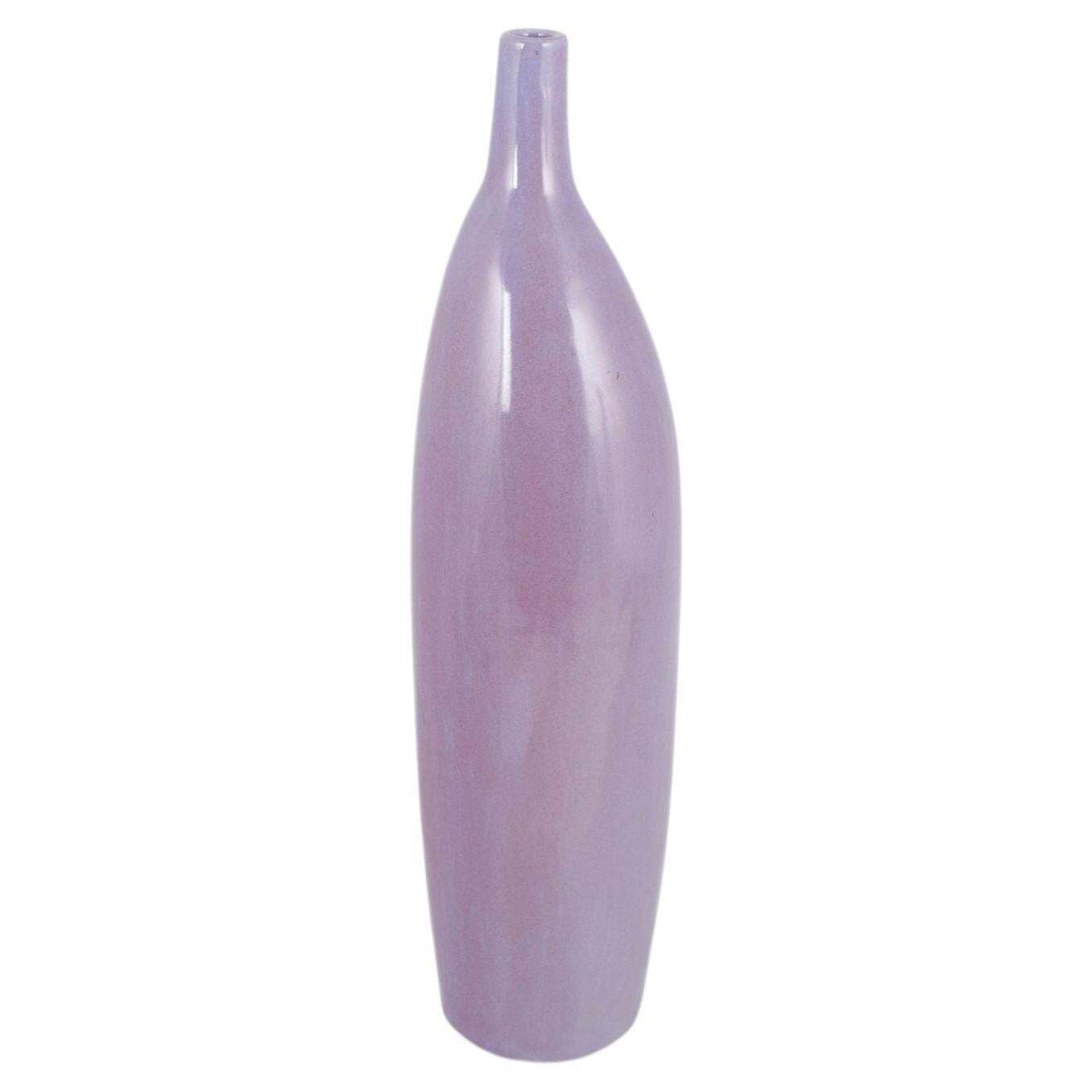 Poterie de studio européenne. Vase céramique monumental à forme sculpturale, années 1980.