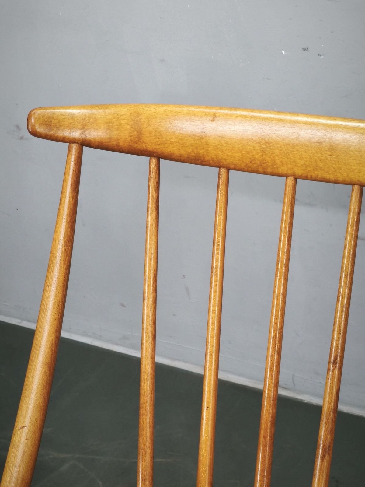 Illum Wikkelsø Danish Modern Rocking Chair By Niels Eilersen, 1960s photo vinterior