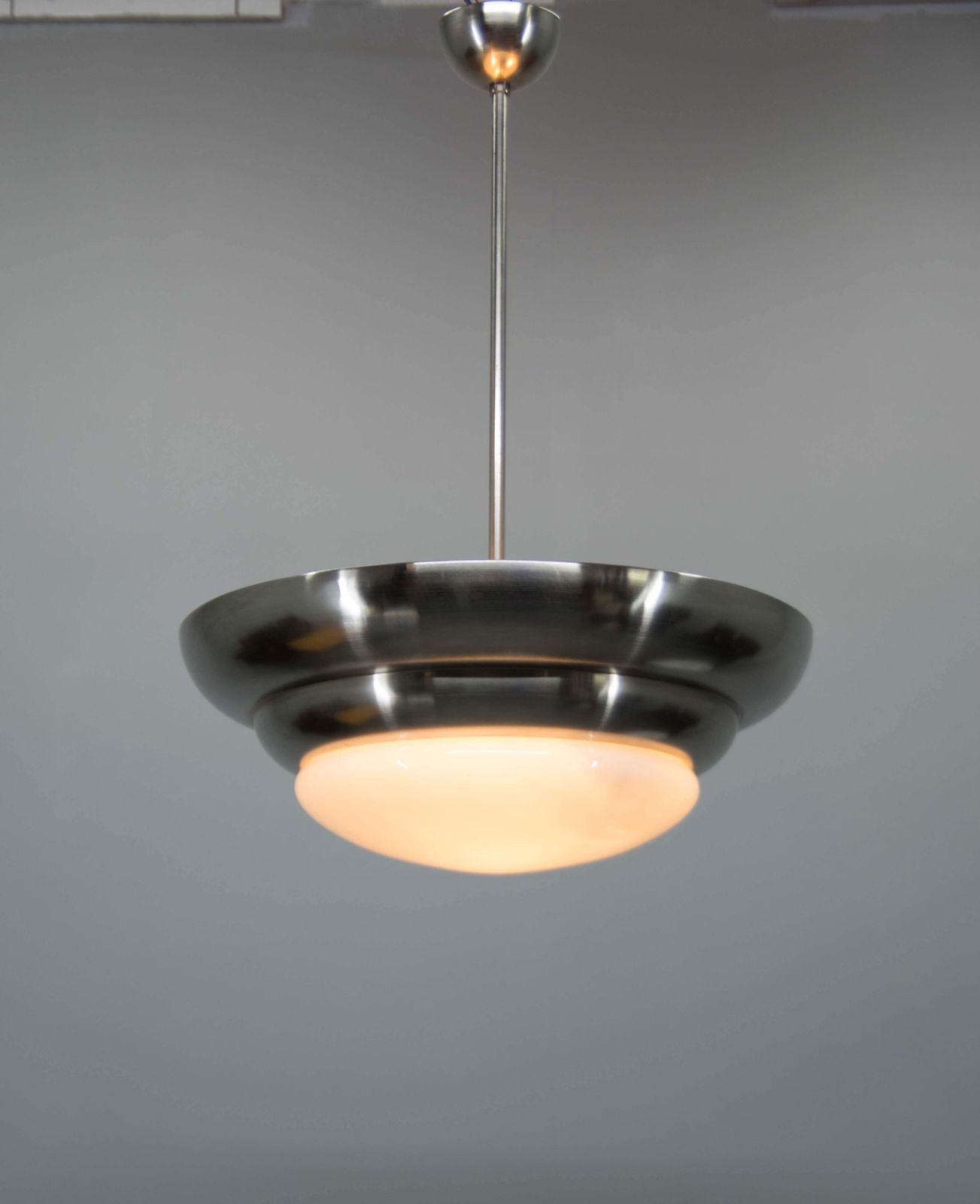 Zeldzame Franta Anýž nikkel hanglamp, jaren 1930, gerestaureerd photo vintage