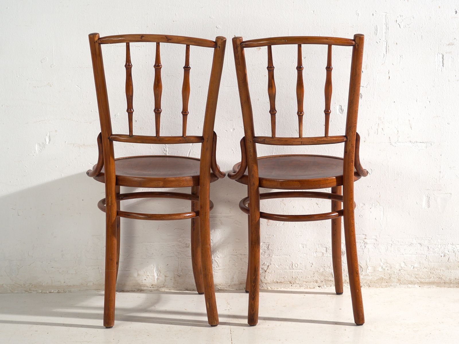 photo for sale Chaises d'époque de style Thonet en bois courbé - Europe centrale, vers 1930 - lot de 4 #8