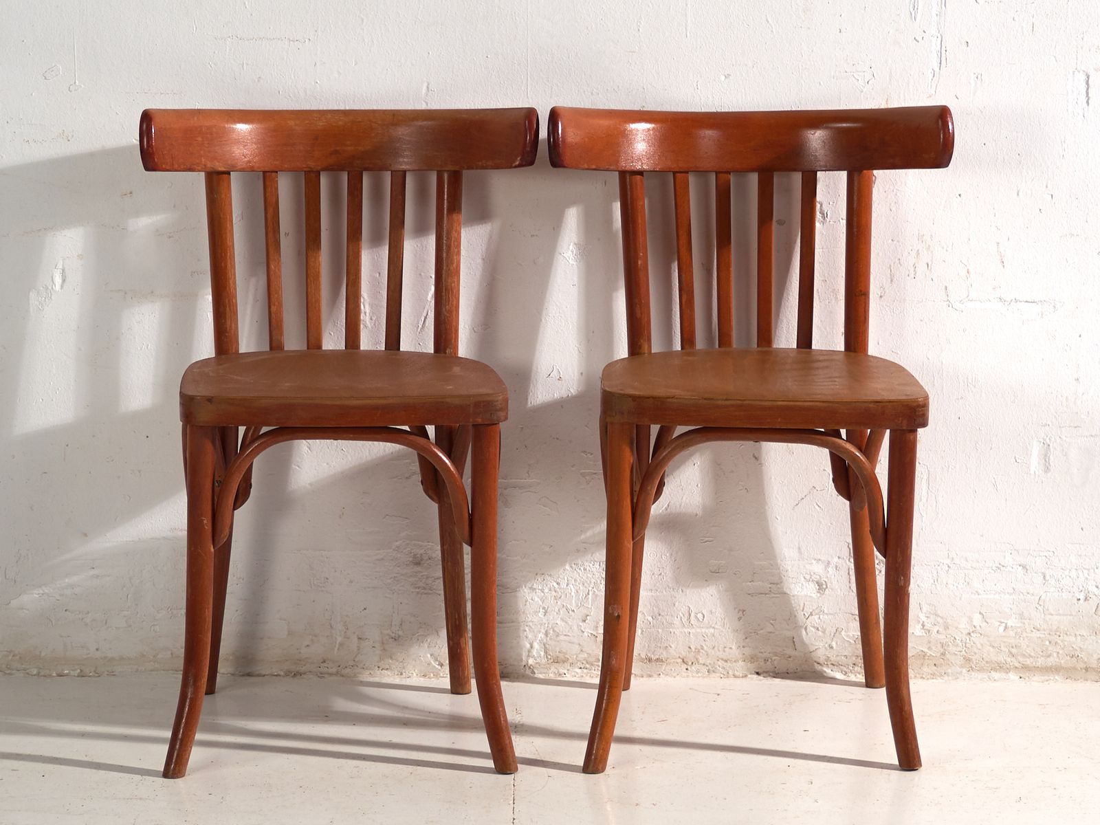 photo for sale Antique Chairs In Thonet Style Bentwood – Central Europe, Circa 1930 – Set Of 4 Pieces #7