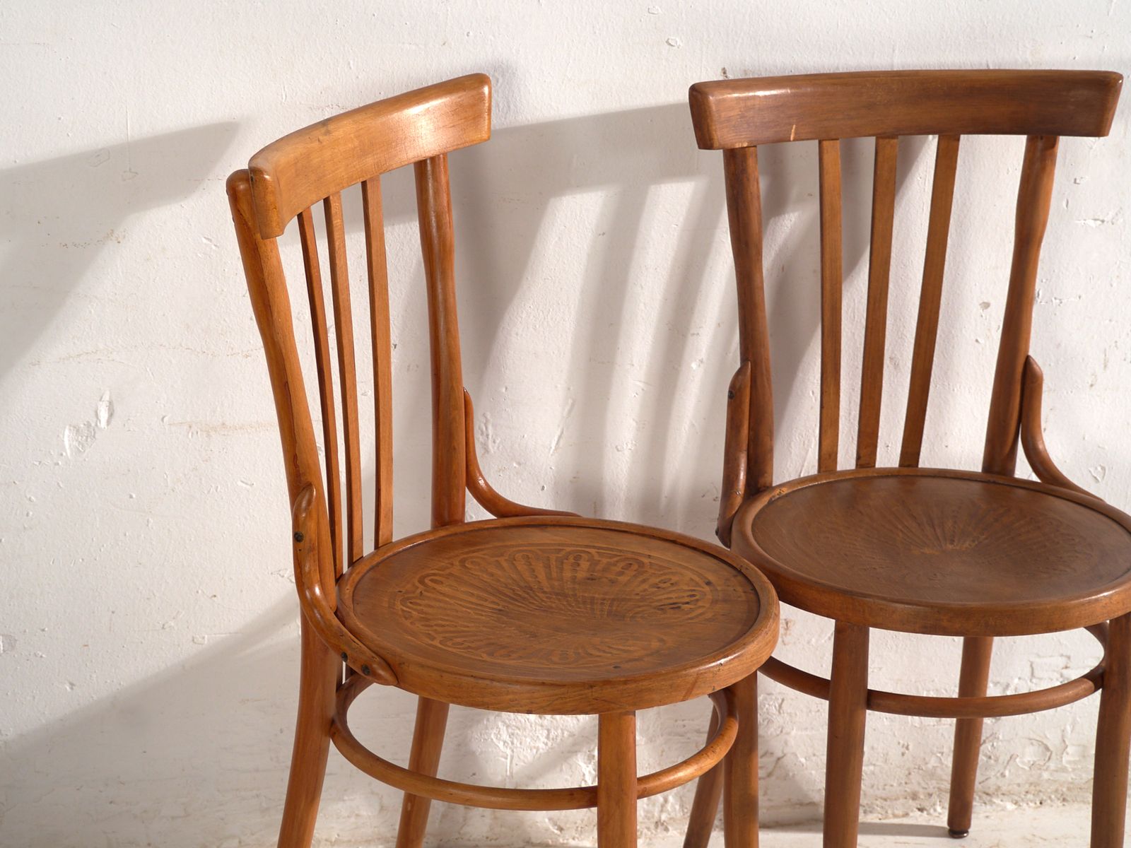 Chaises d'époque en bois courbé - Europe centrale, vers 1930 #1 photo furniture