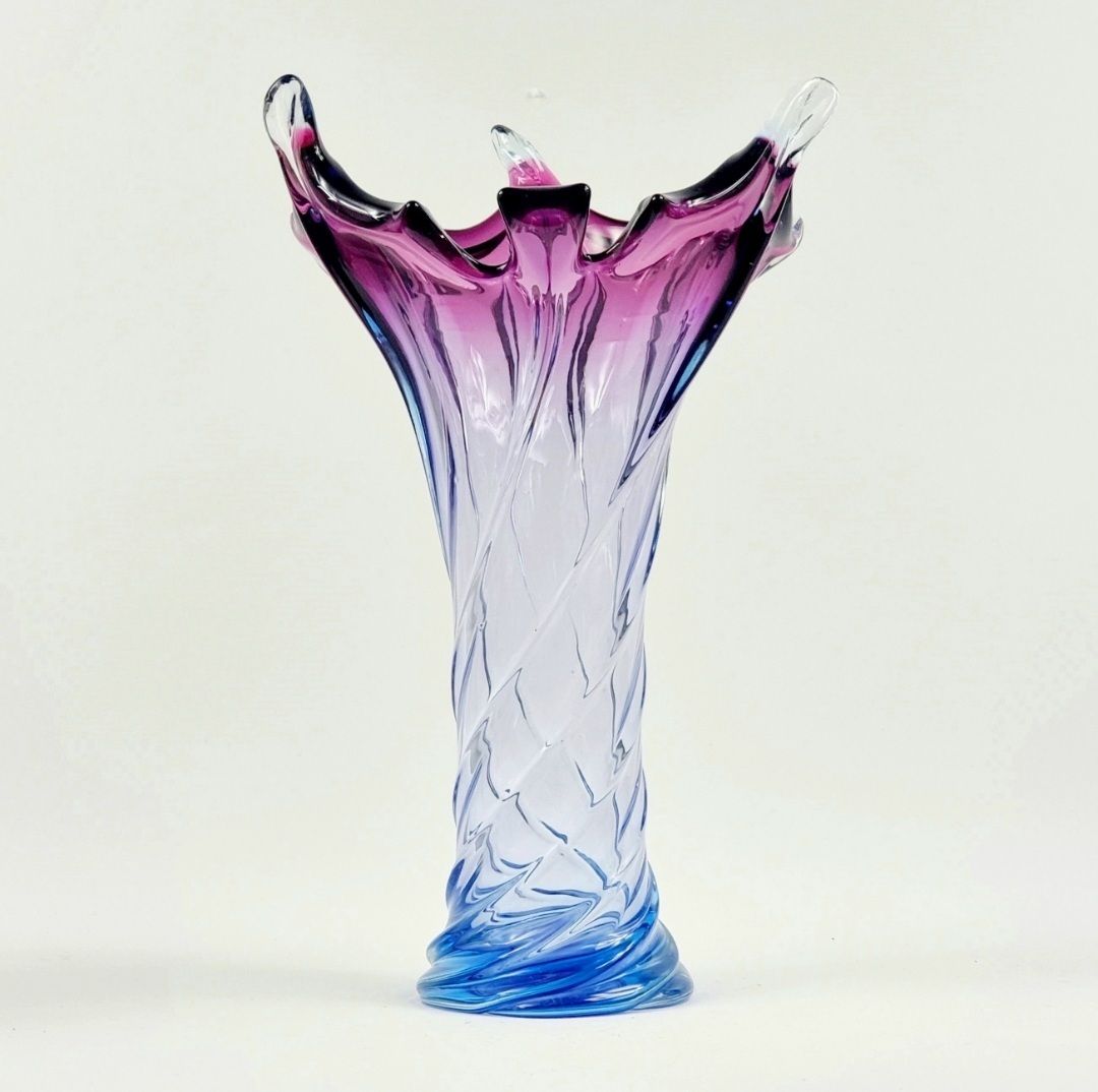 X.L. Mid Century Twisted Murano Glass Vase From Fratelli Toso, Italy, 1960s photo Woonaccessoires