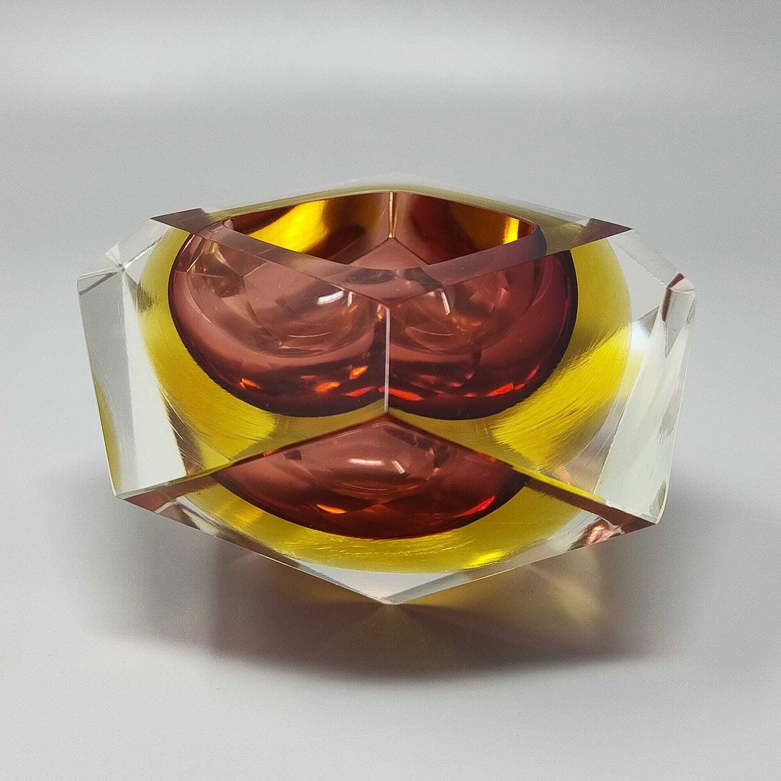 1960s Gorgeous Amber And Yellow Ashtray Or Catchall By Flavio Poli For Seguso Made In Italy photo furniture