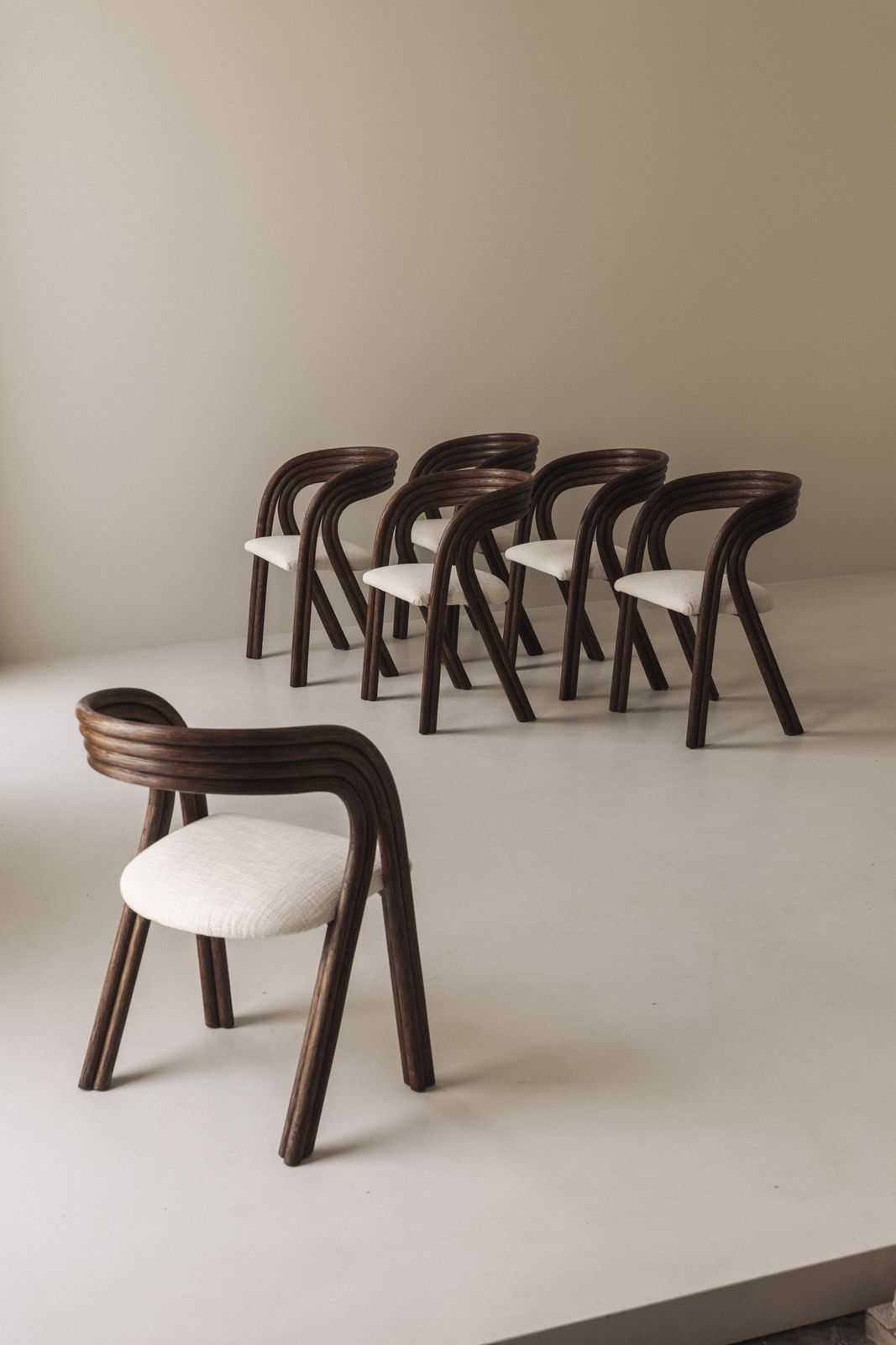 Sculptural Set Eetkamerstoelen van Axel Enthoven voor Rohé, jaren 1980 photo furniture