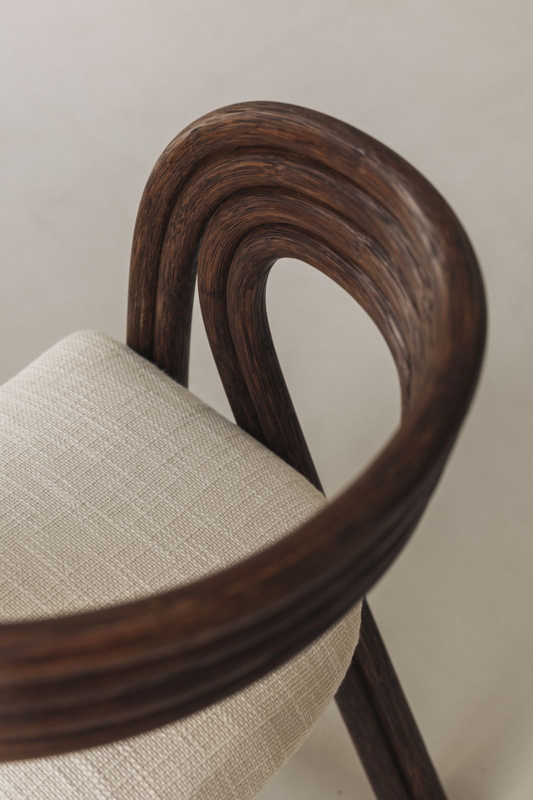 Sculptural Set Eetkamerstoelen van Axel Enthoven voor Rohé, jaren 1980 photo vinterior
