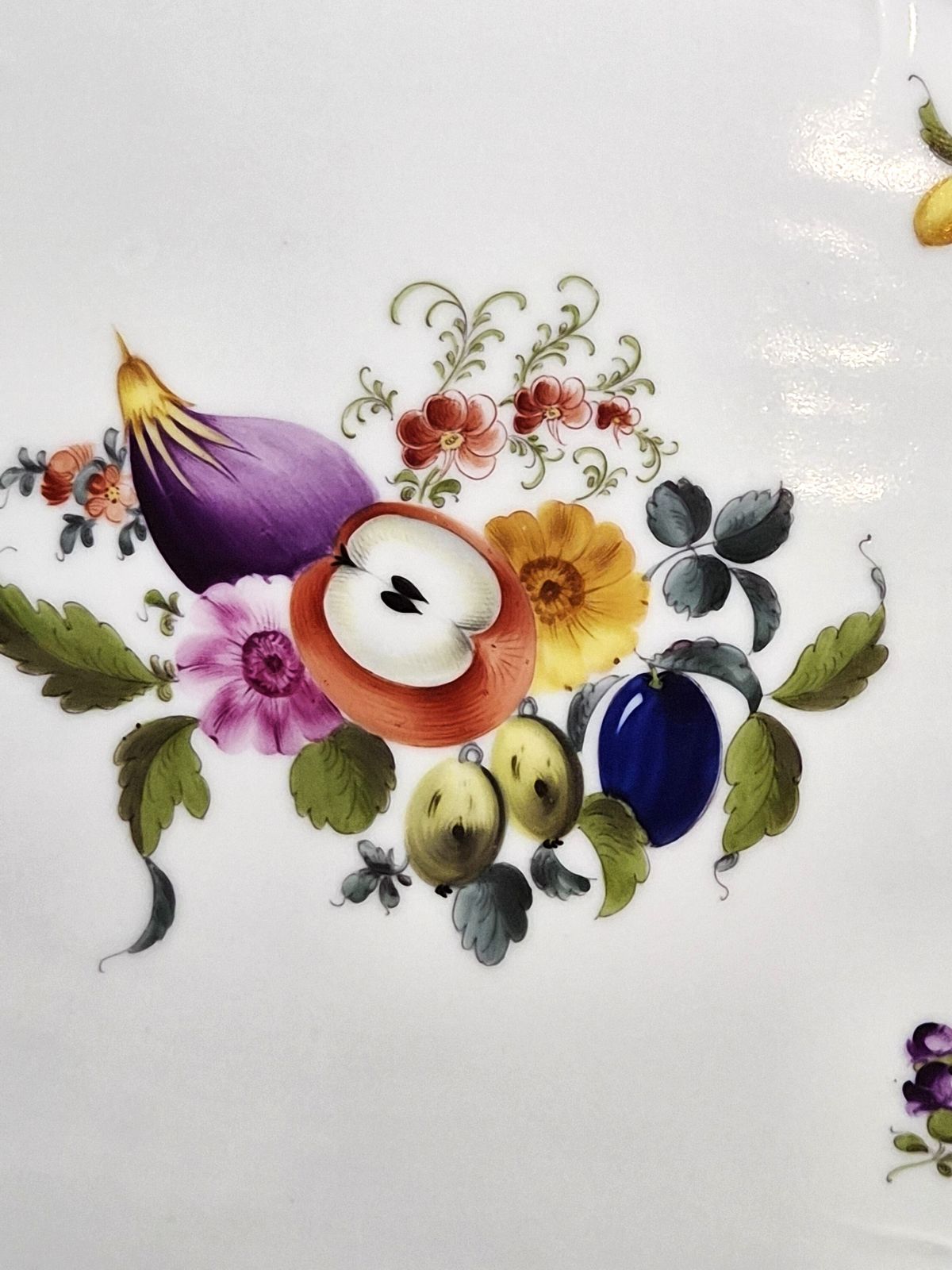 Antiek Herend Fruit Bouquet Porseleinen Lintenschaal, ca. 1915-1930 photo for sale