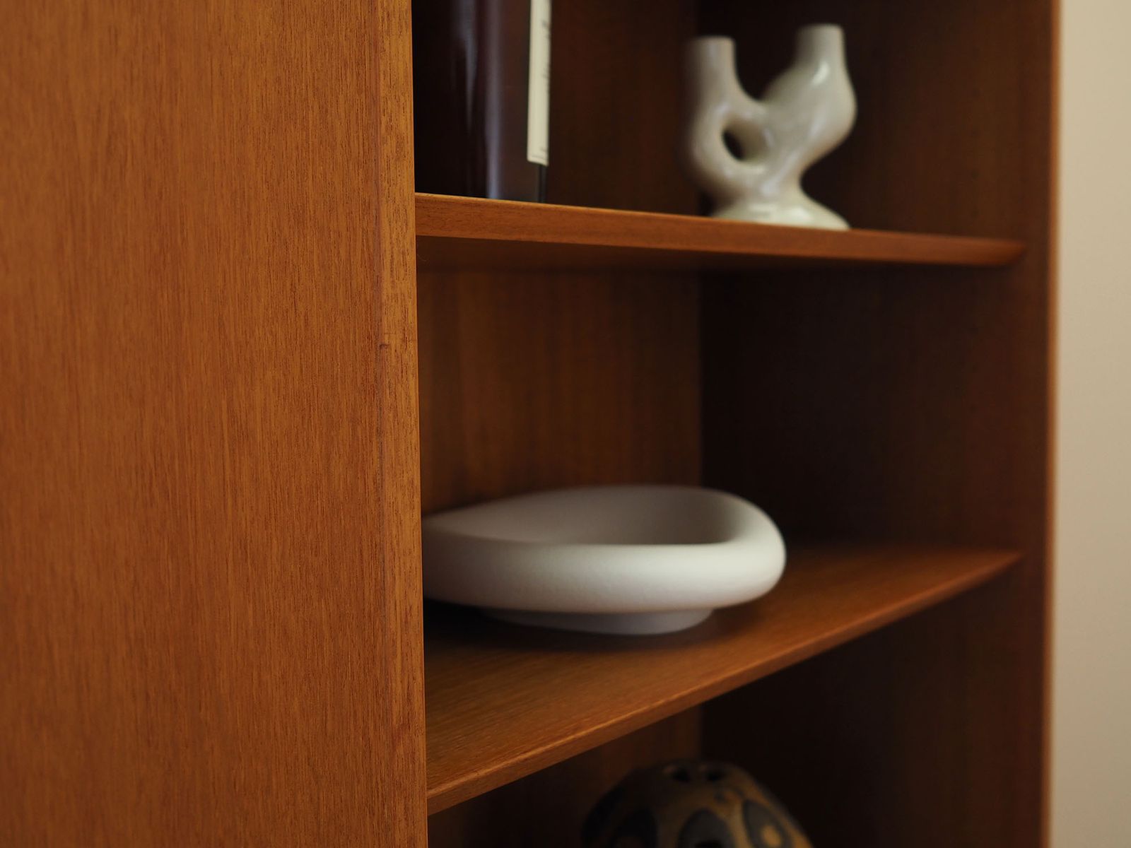 Teak Shelving Unit By Hundevad & Co. With Adjustable Shelves, Danish Design 1960s. photo buy