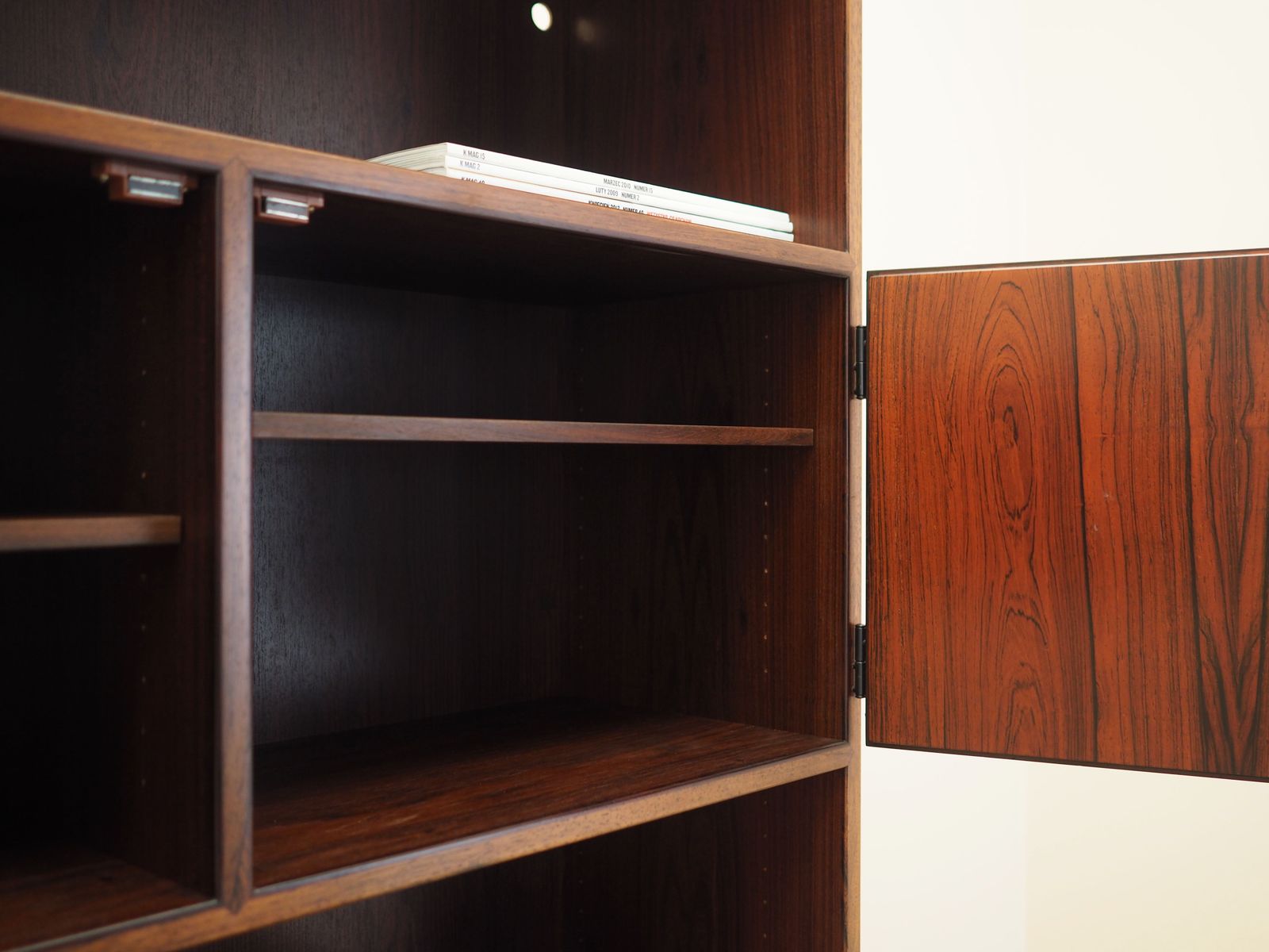 Boekenkast van Svend Langkilde, gecertificeerd door Danish Furniture Makers Control, jaren 1960 photo Meubels