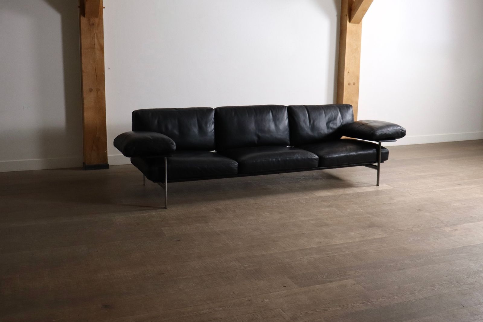 photo furniture Diesis Three Seater Sofa in Black Leather by Antonio Citterio for B&B Italia, 1970s