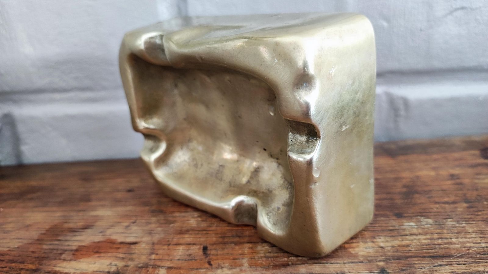 photo furniture Sculpturele Brutalist gegoten bronzen sigarenasschaal, Duitsland jaren 1960