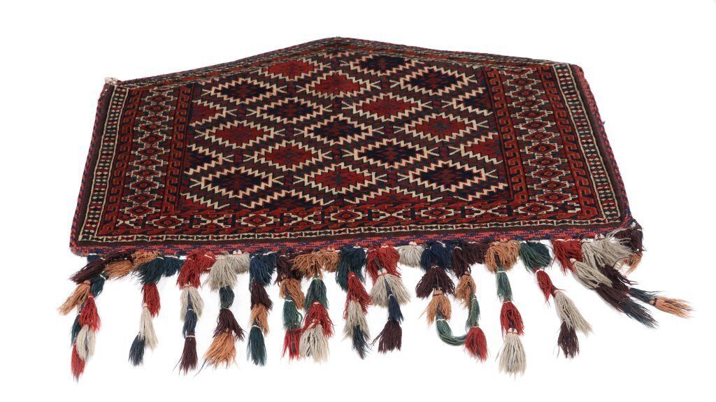 Antiek Yomut Tribal Vloerkleed, 114 × 71 cm, ca. jaren 1920 photo Textiel